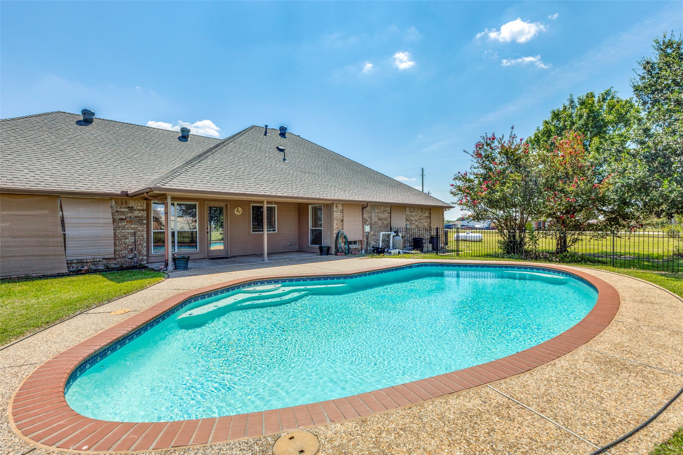 11598 Old Military Trail