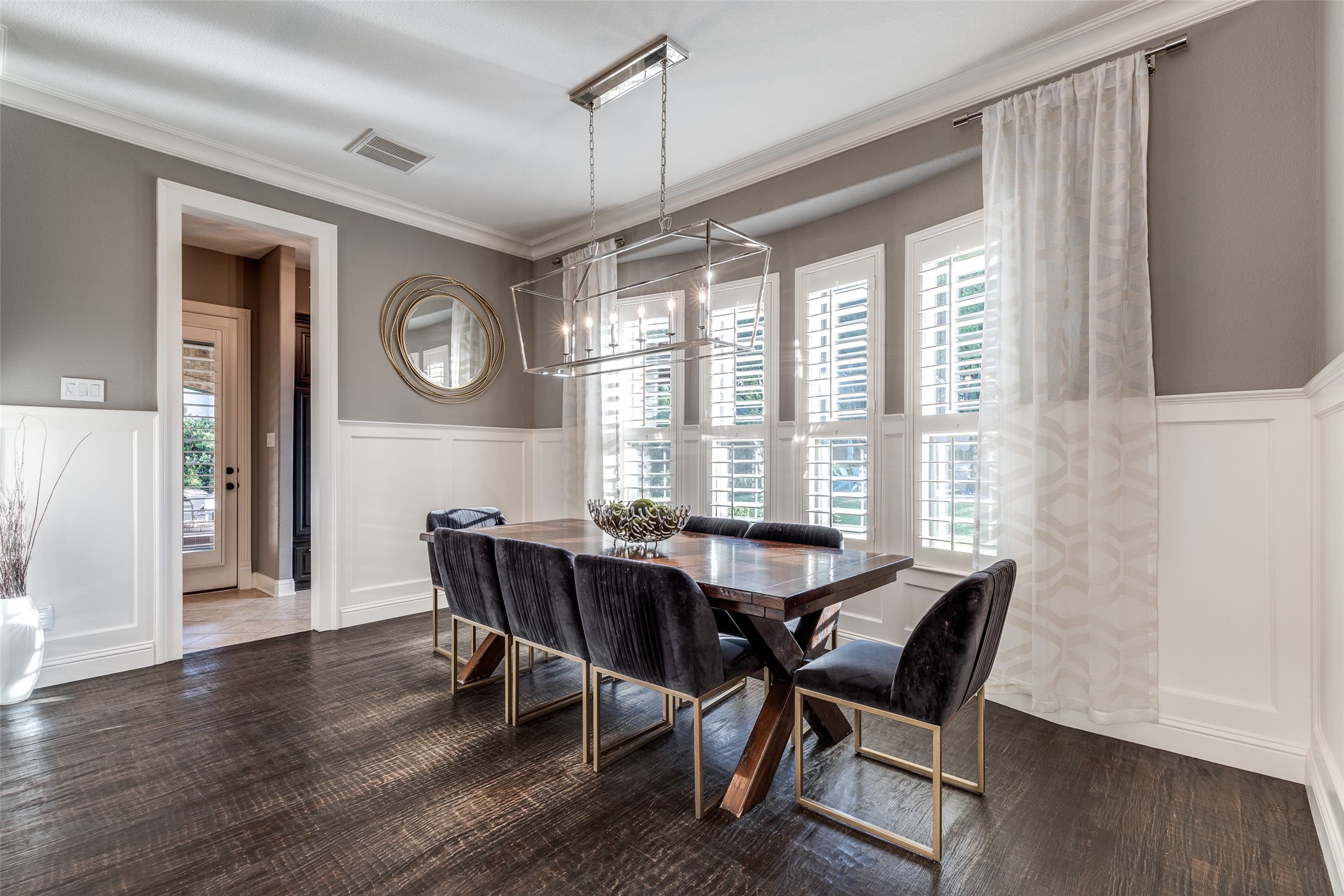 812 Lexington Terrace