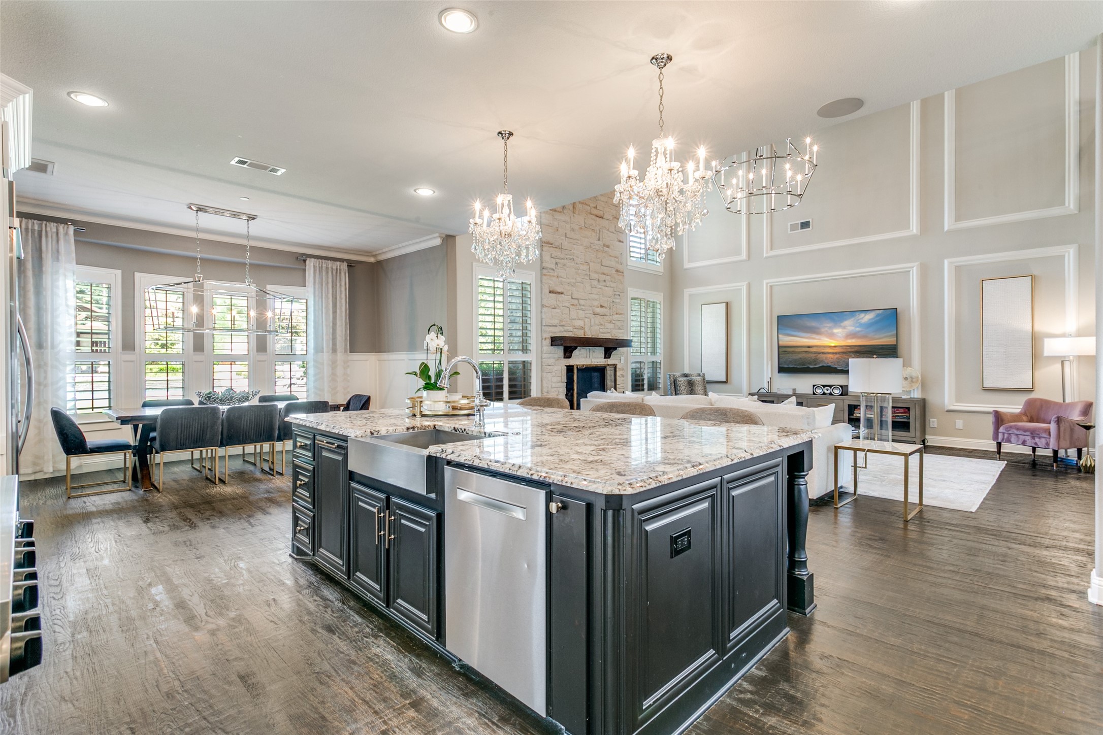 812 Lexington Terrace