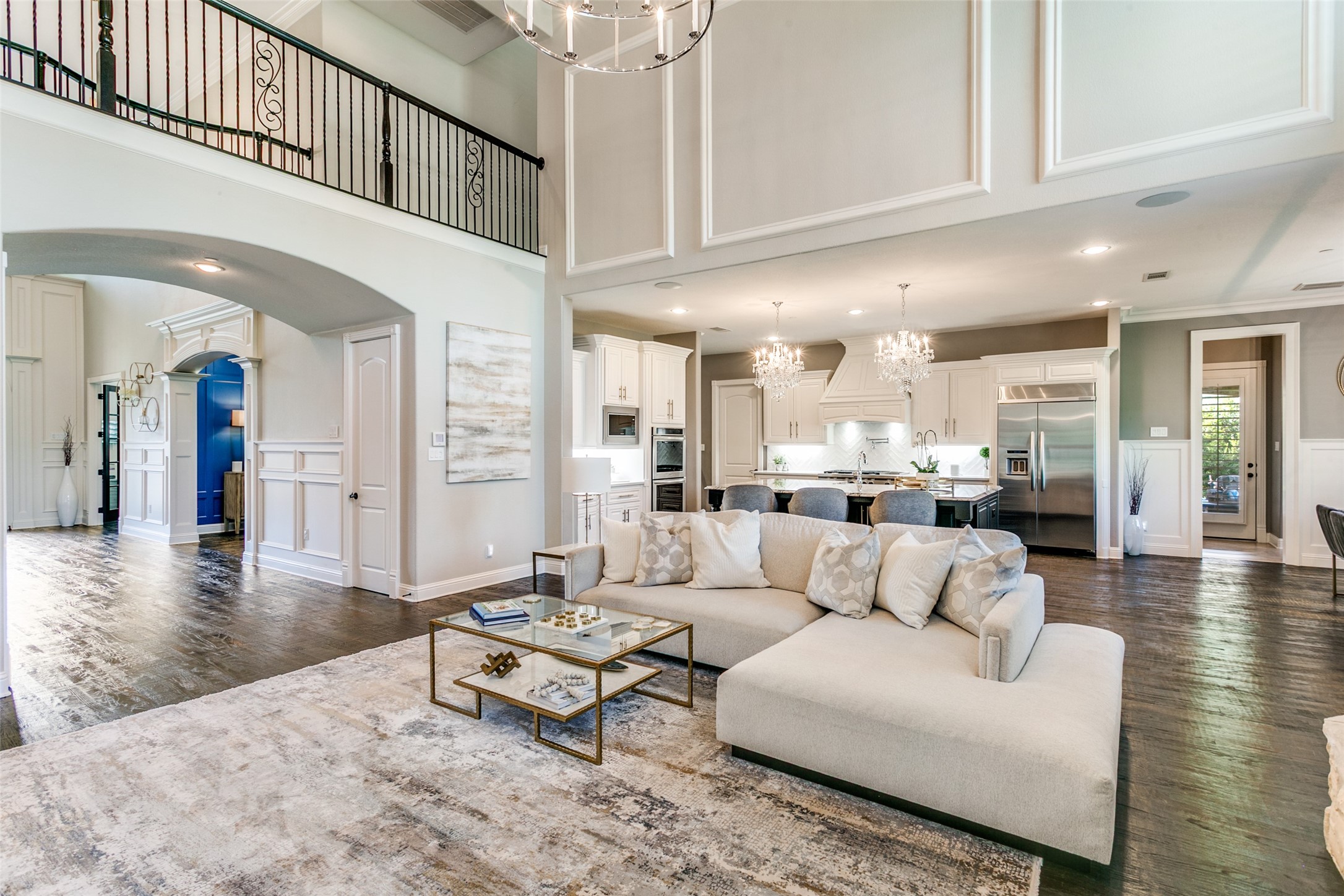 812 Lexington Terrace