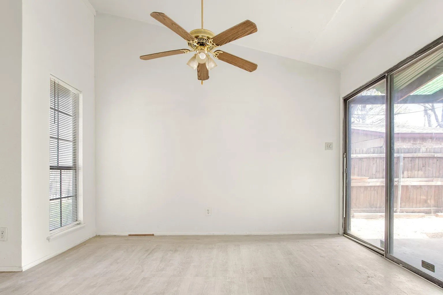 2438 Limestone Drive