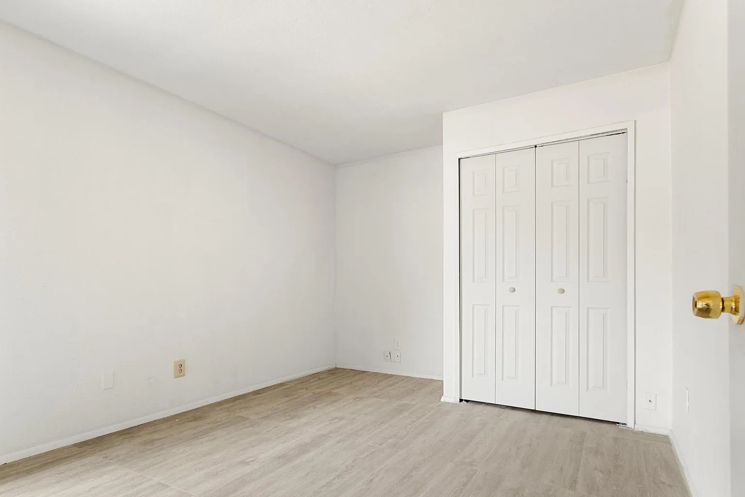 2438 Limestone Drive