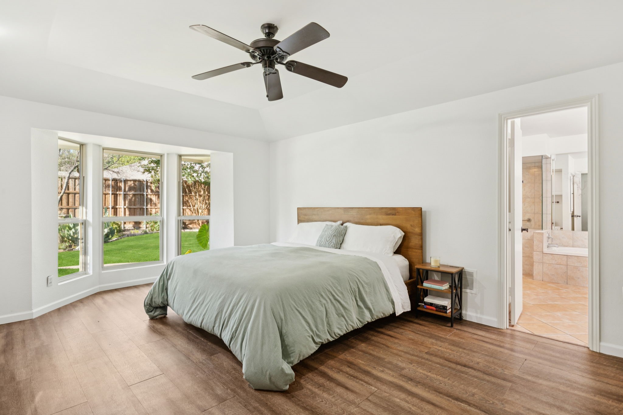 410 Glencrest Circle