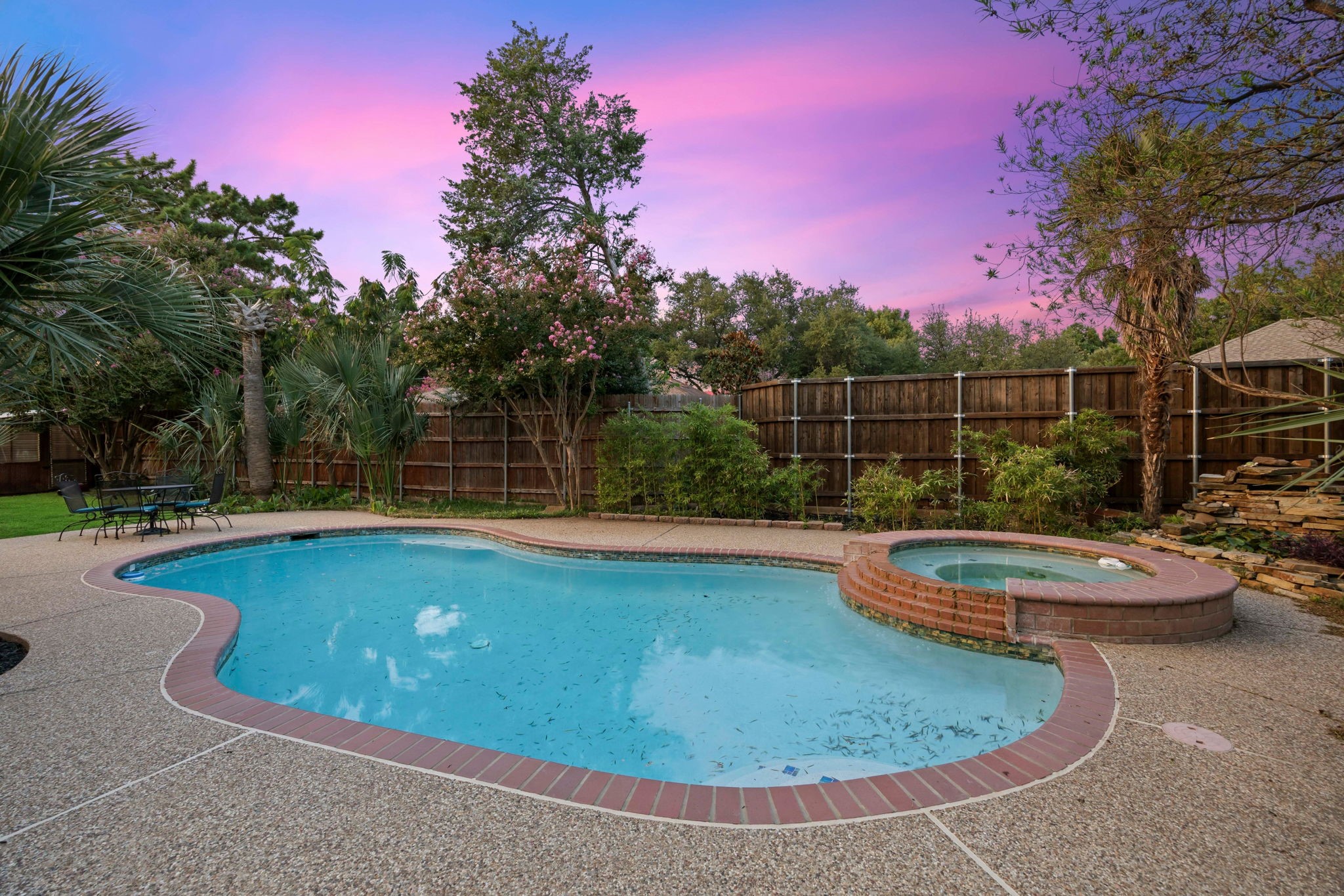 410 Glencrest Circle