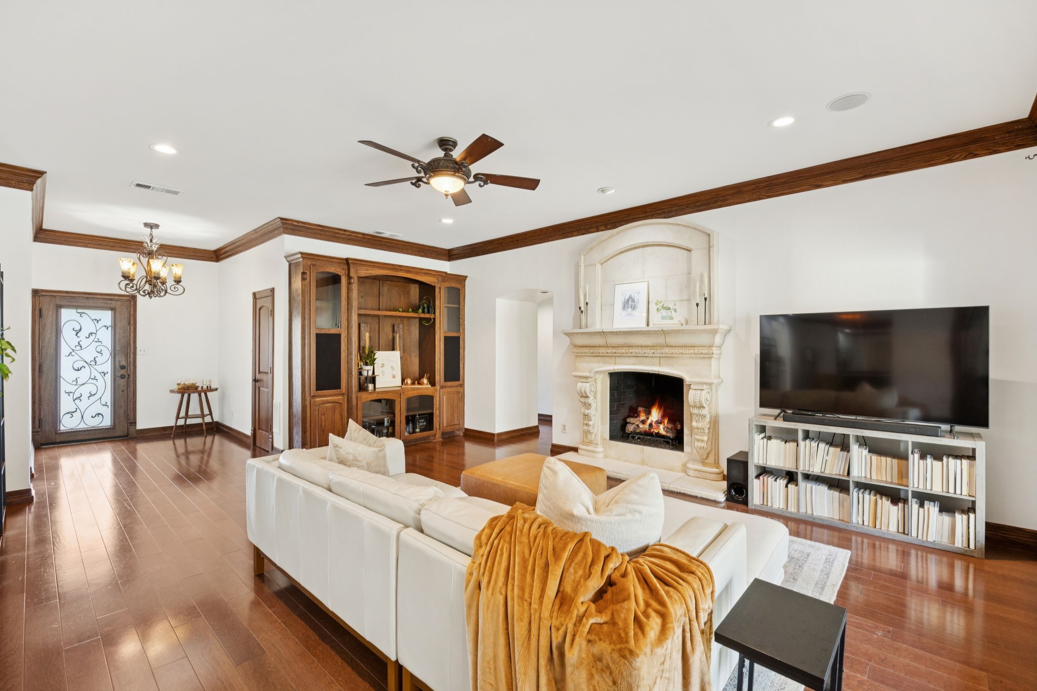 410 Glencrest Circle