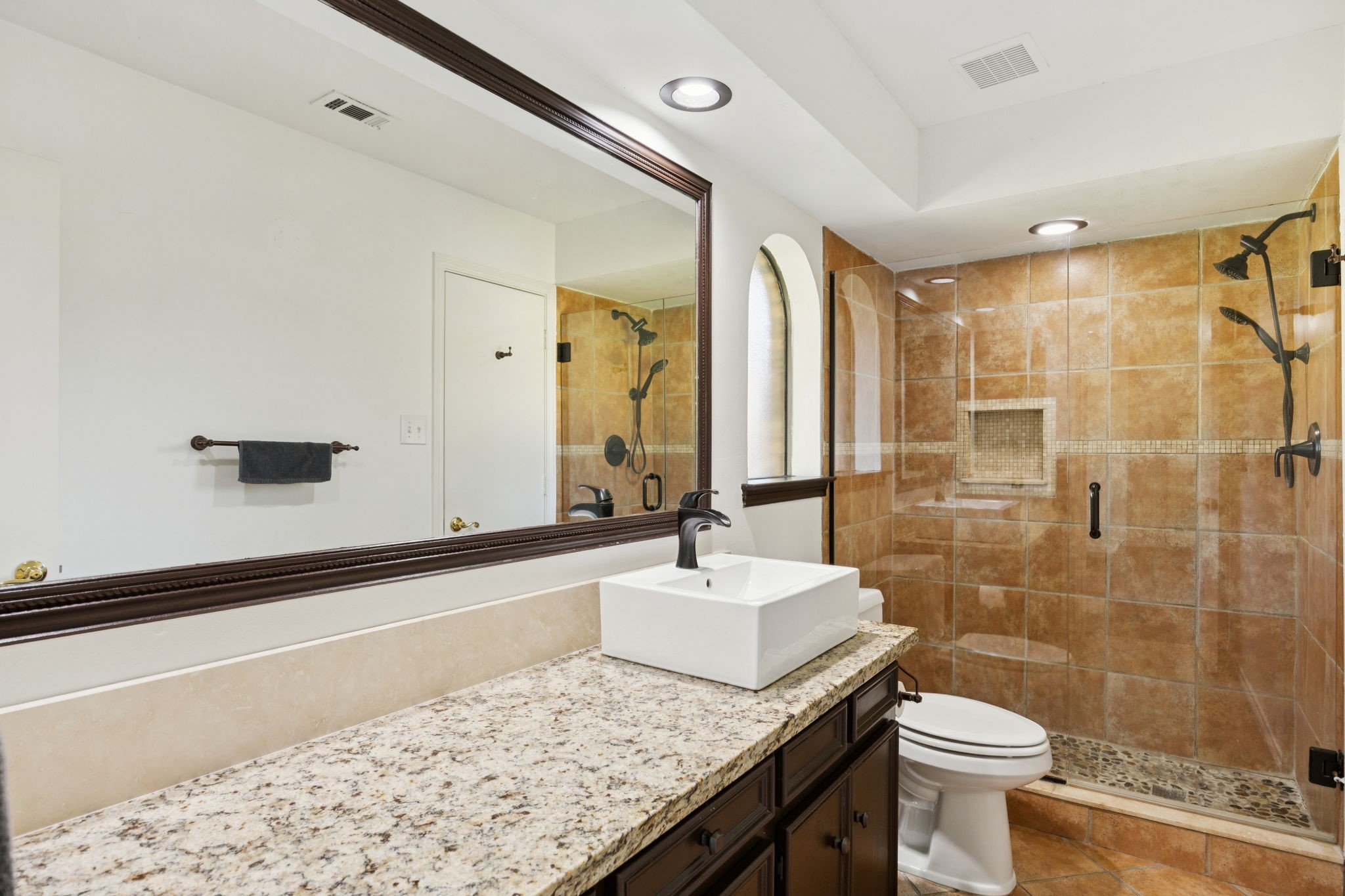 410 Glencrest Circle