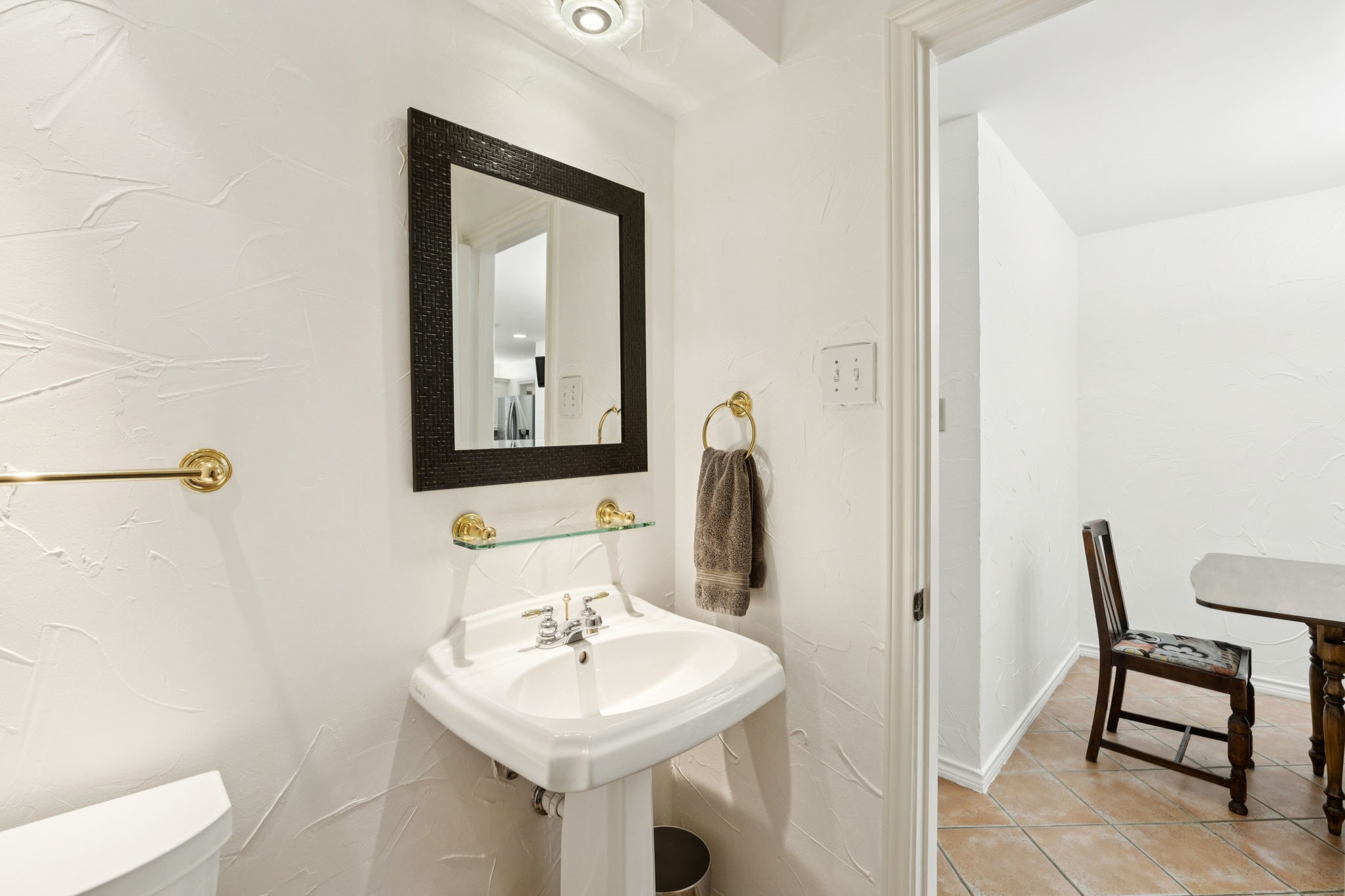 410 Glencrest Circle