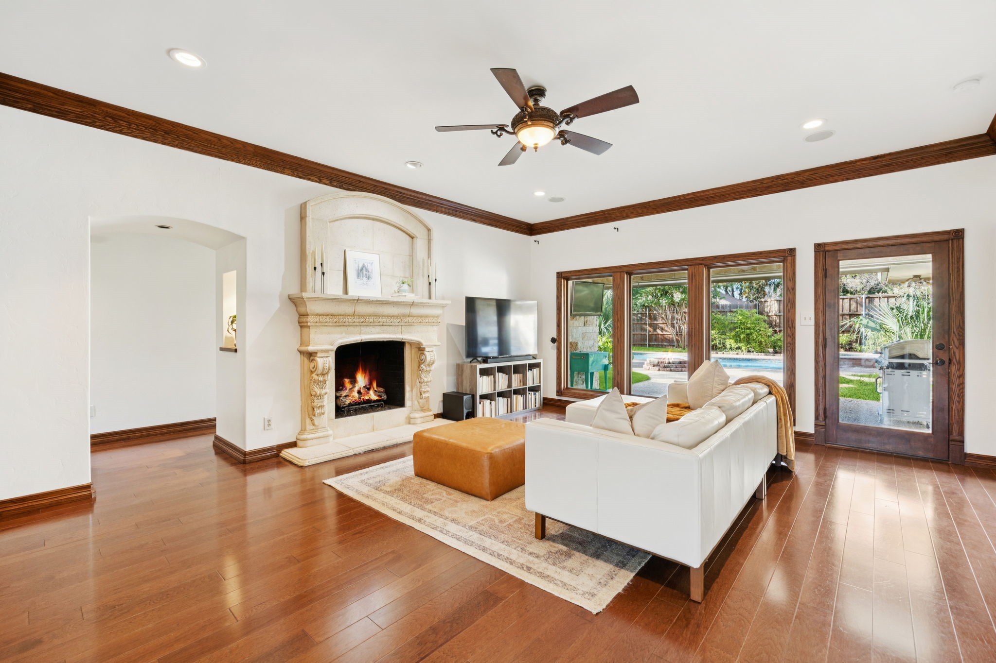 410 Glencrest Circle