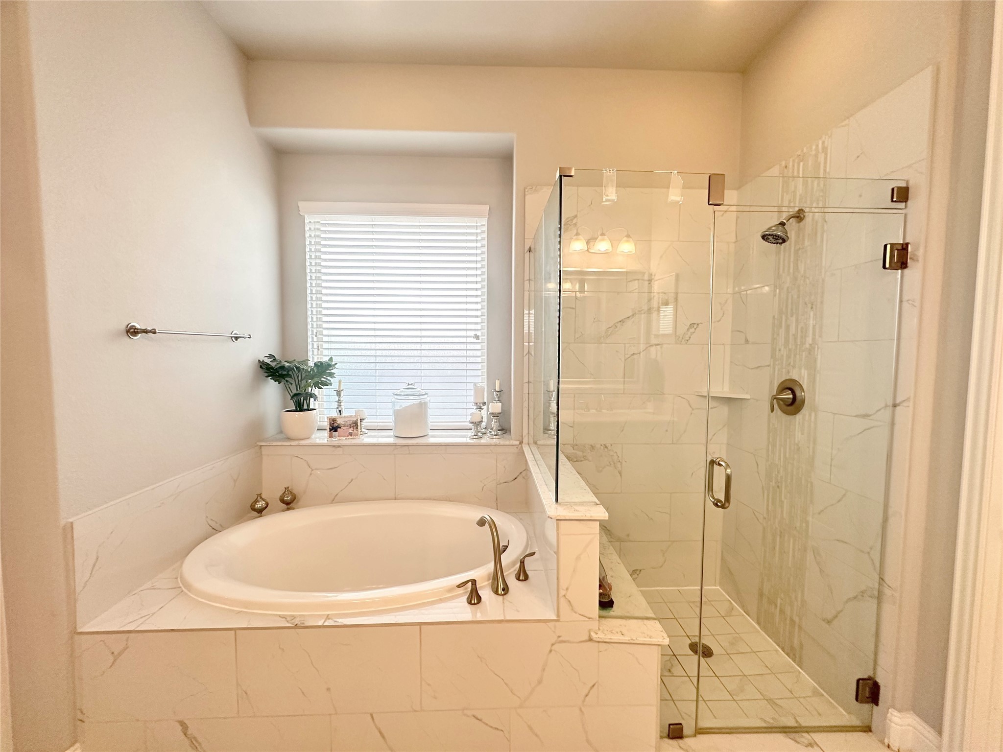 3037 Bear Creek Parkway