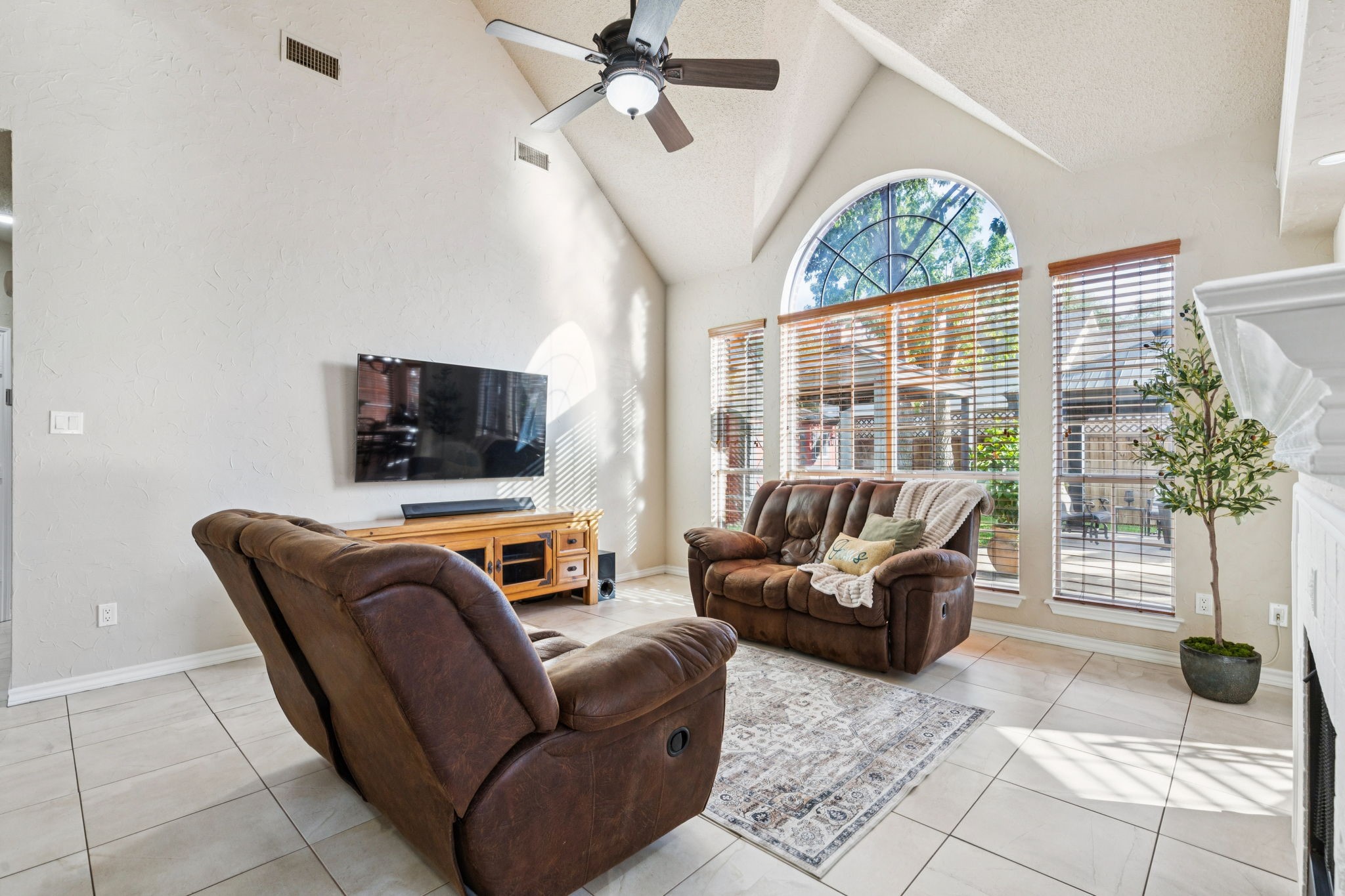 1917 Waterford Drive