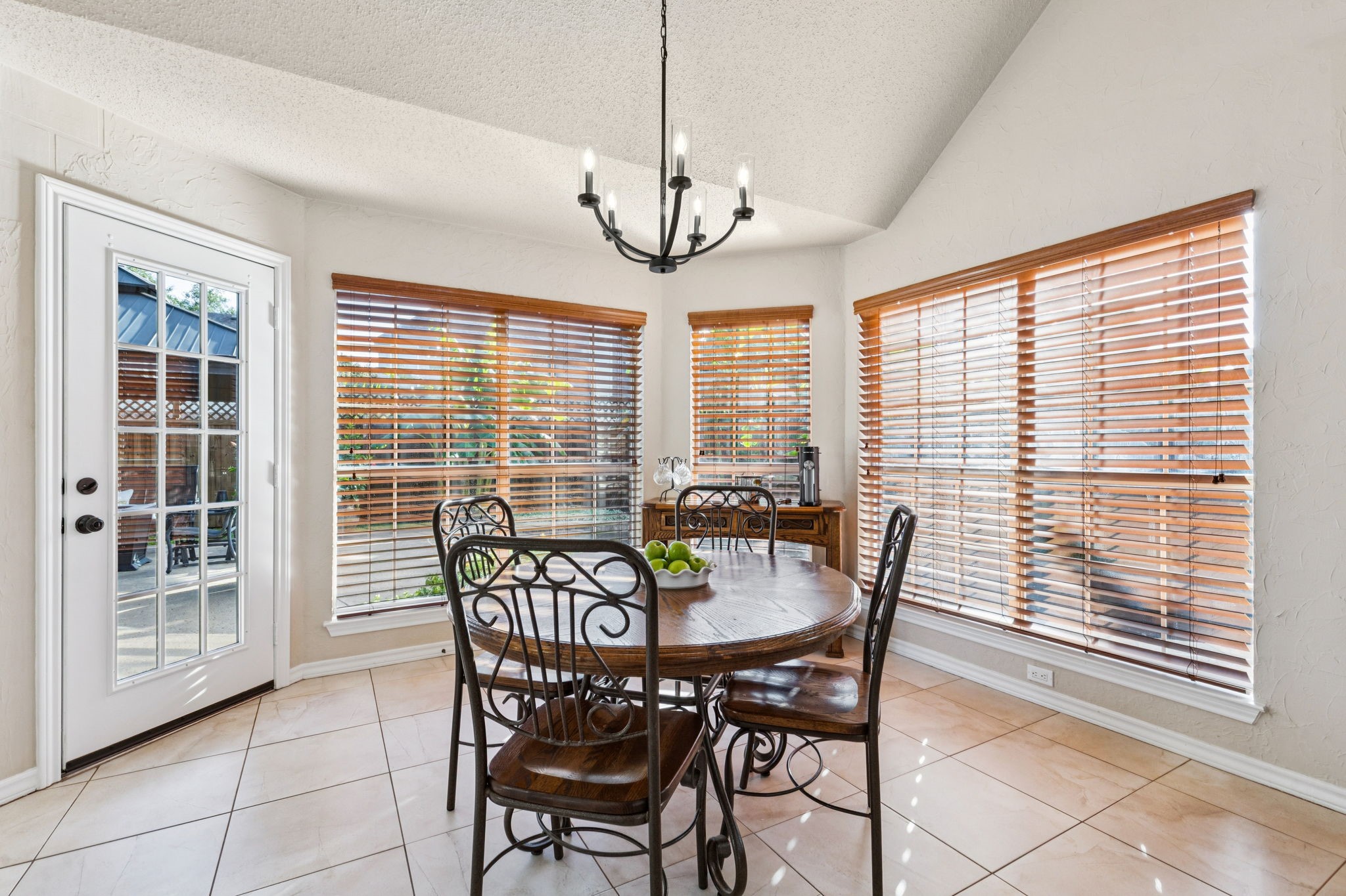 1917 Waterford Drive