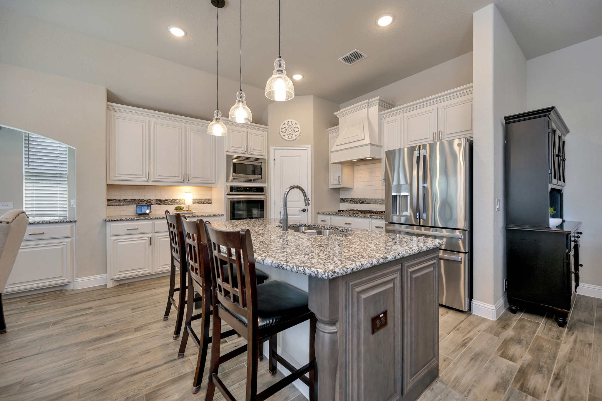 1102 Alderwood Drive