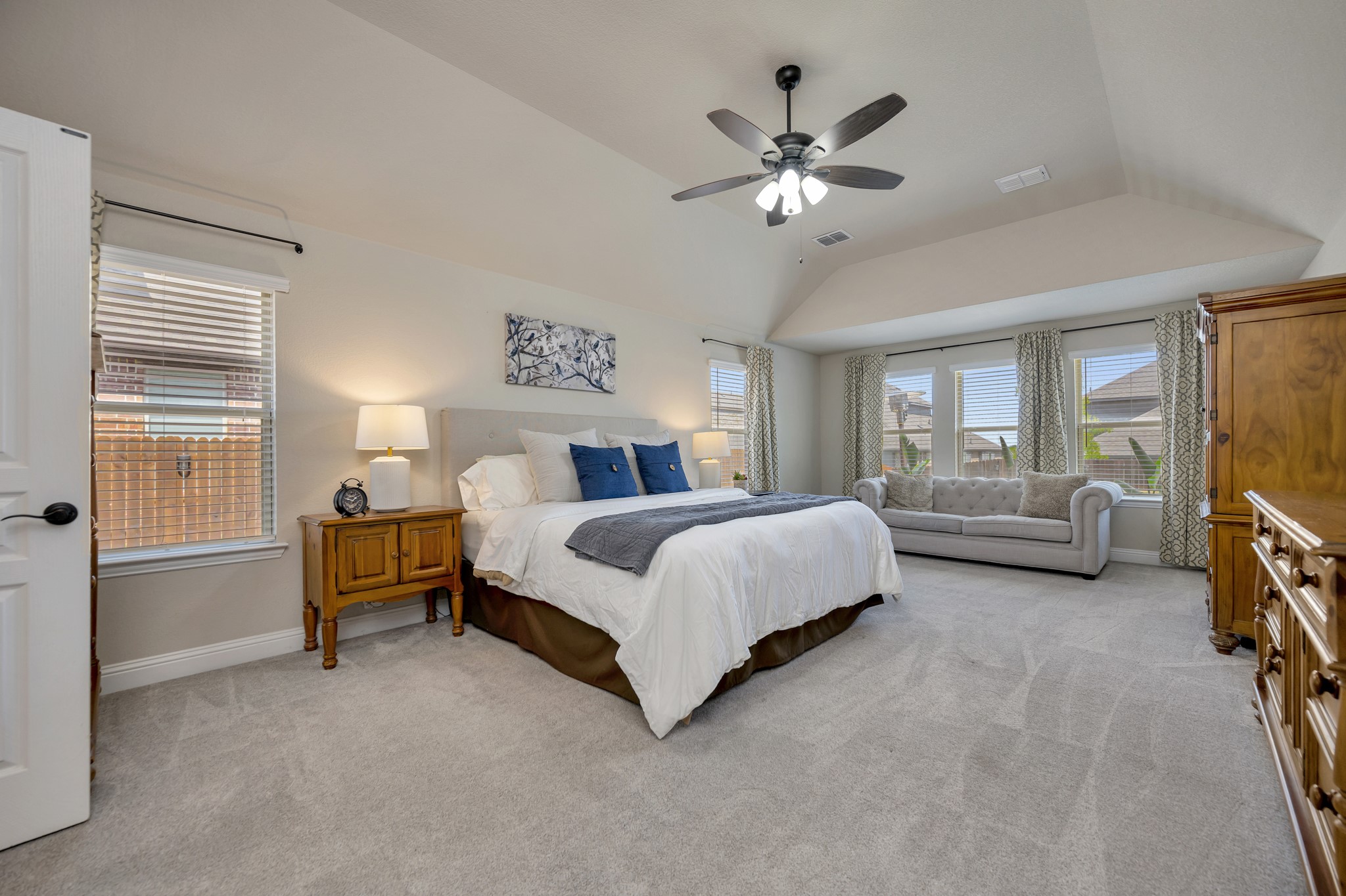 1102 Alderwood Drive