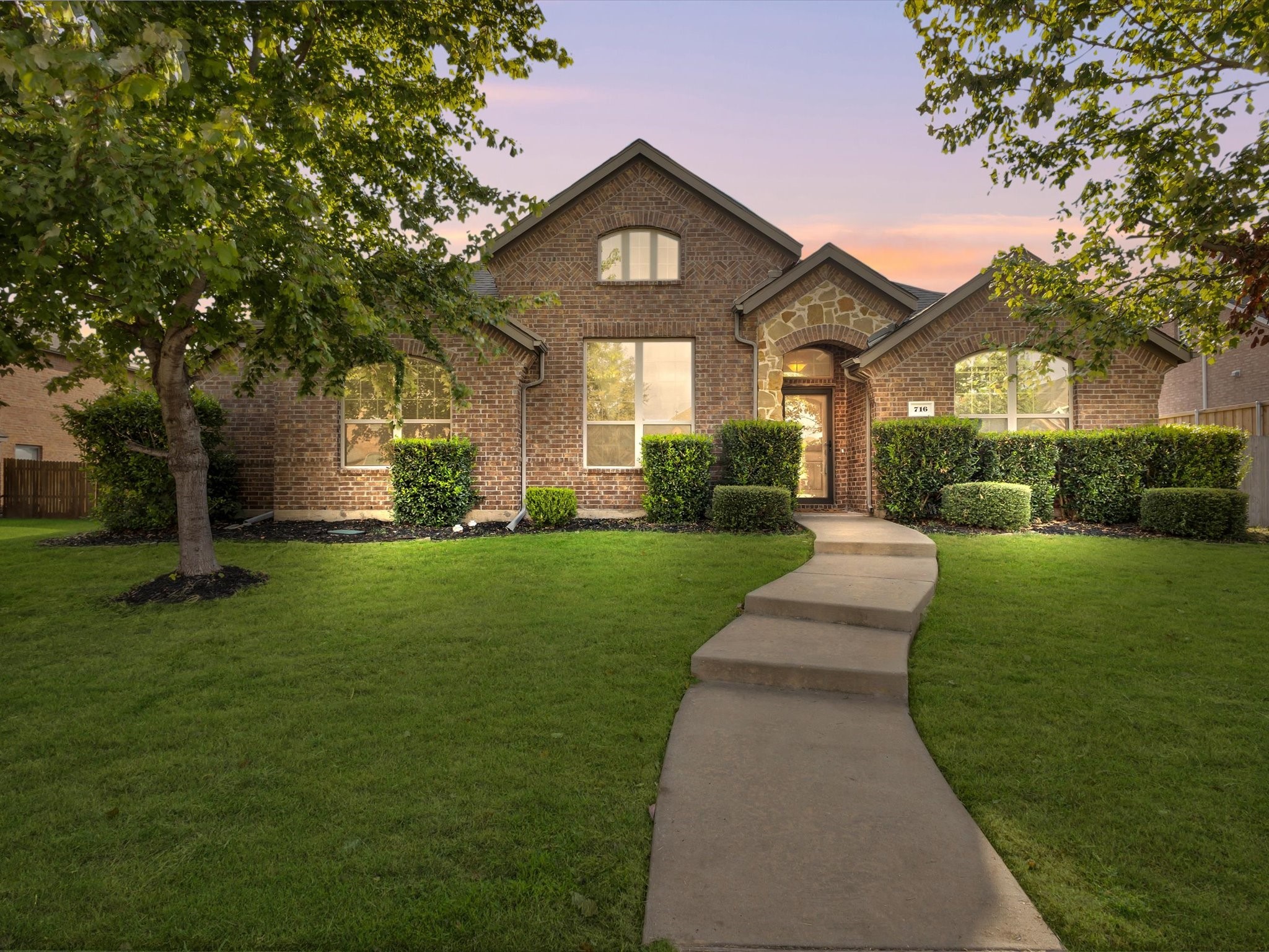 716 Saddlebrook Drive