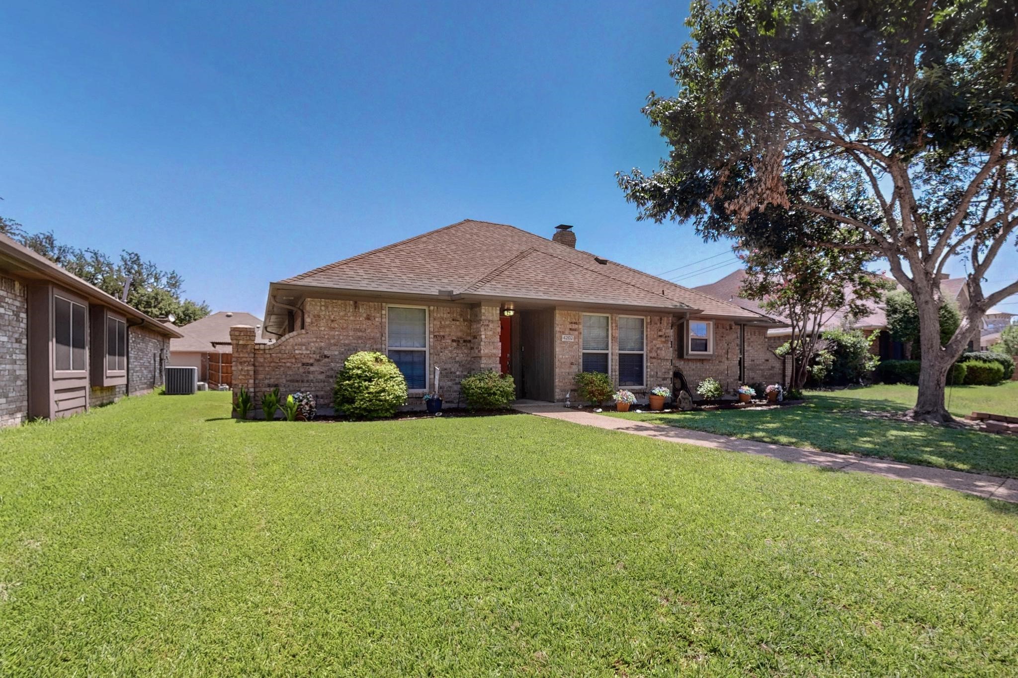 4202 Meadow Ridge Drive