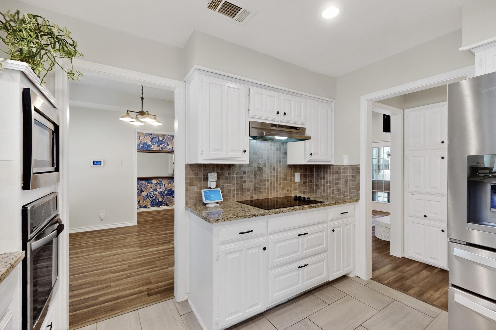 4202 Meadow Ridge Drive