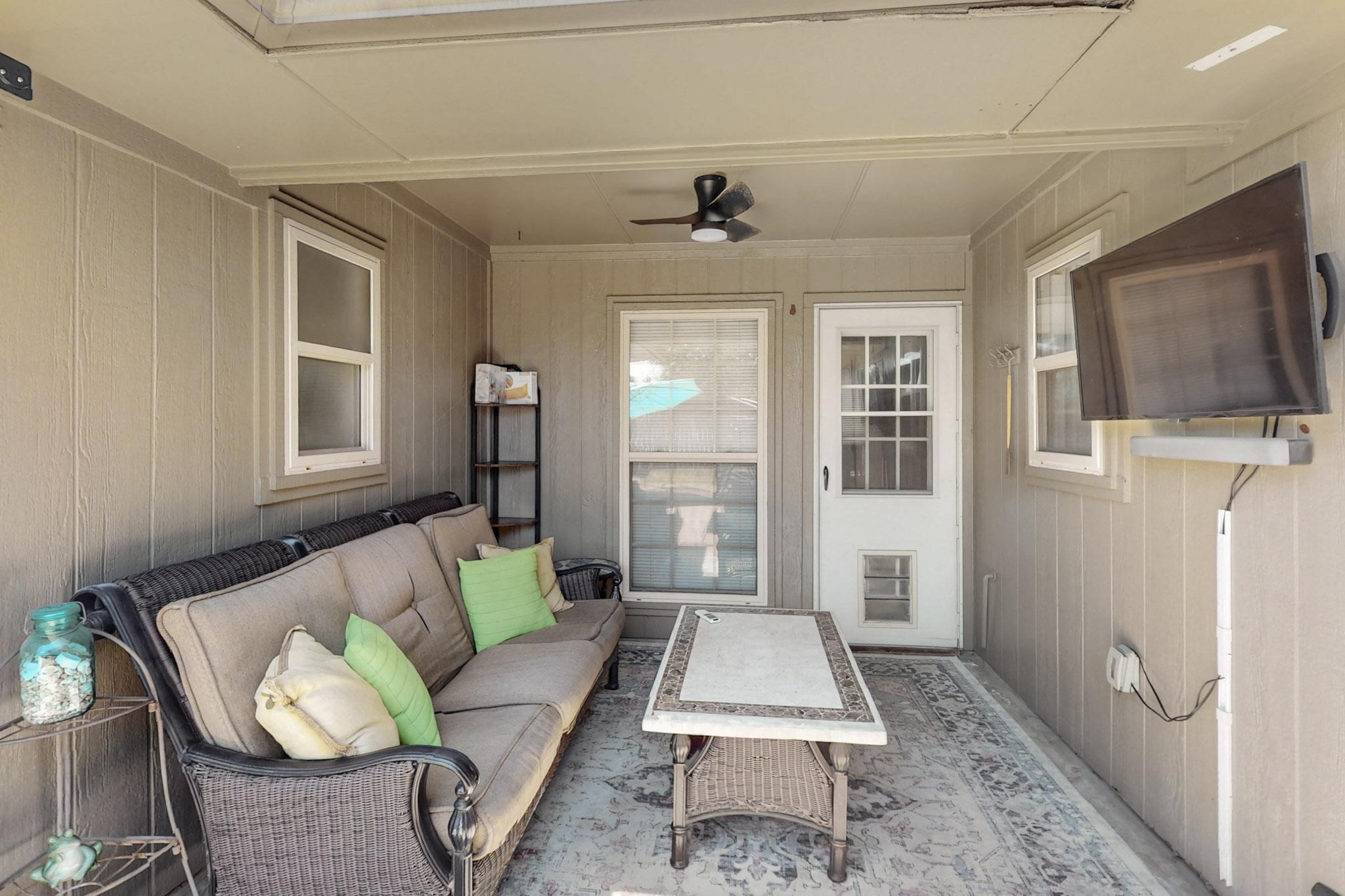 4202 Meadow Ridge Drive