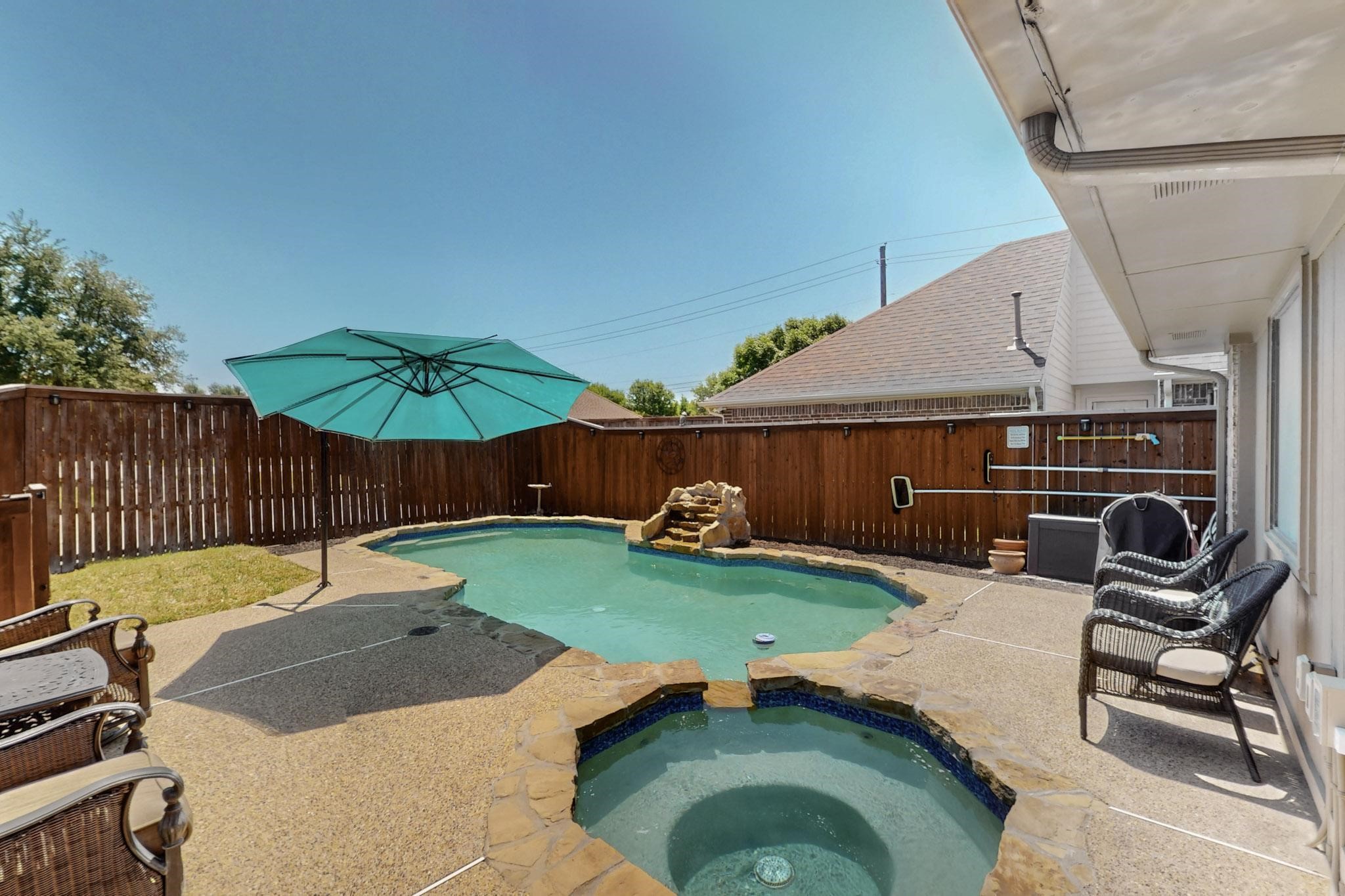 4202 Meadow Ridge Drive