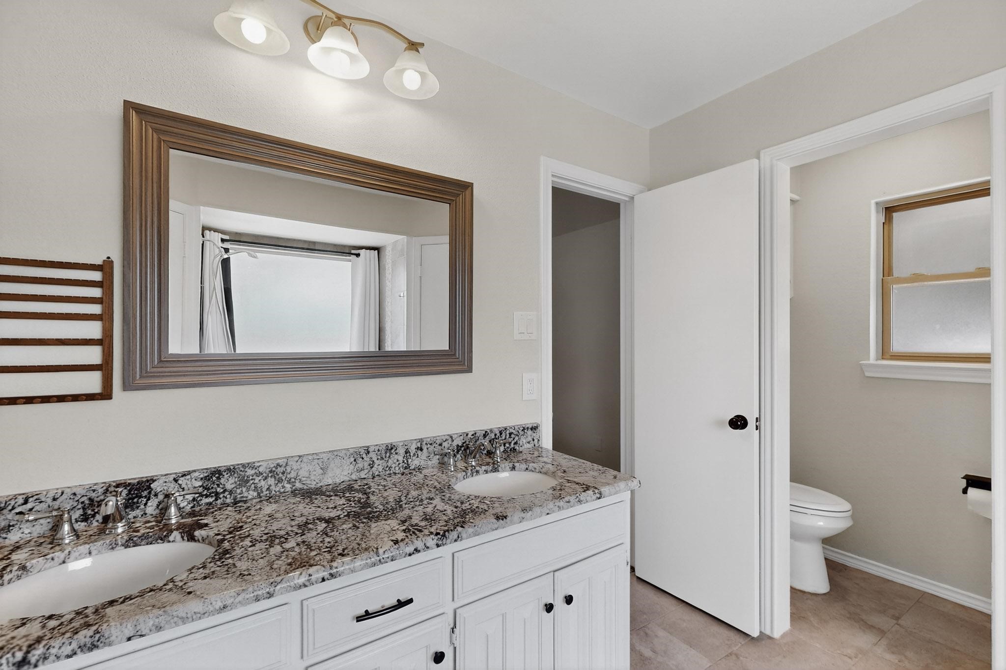 4202 Meadow Ridge Drive