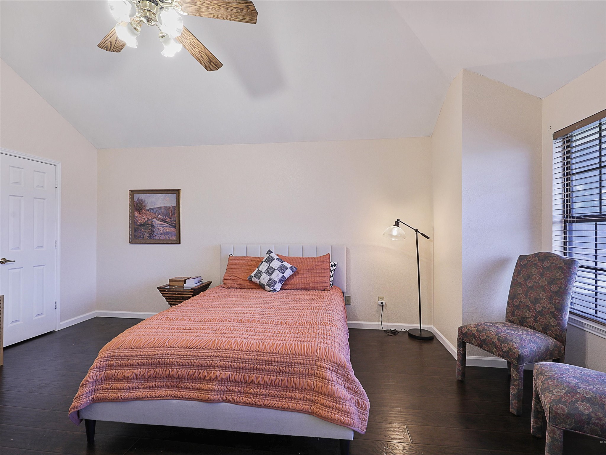 2529 High Pointe Boulevard