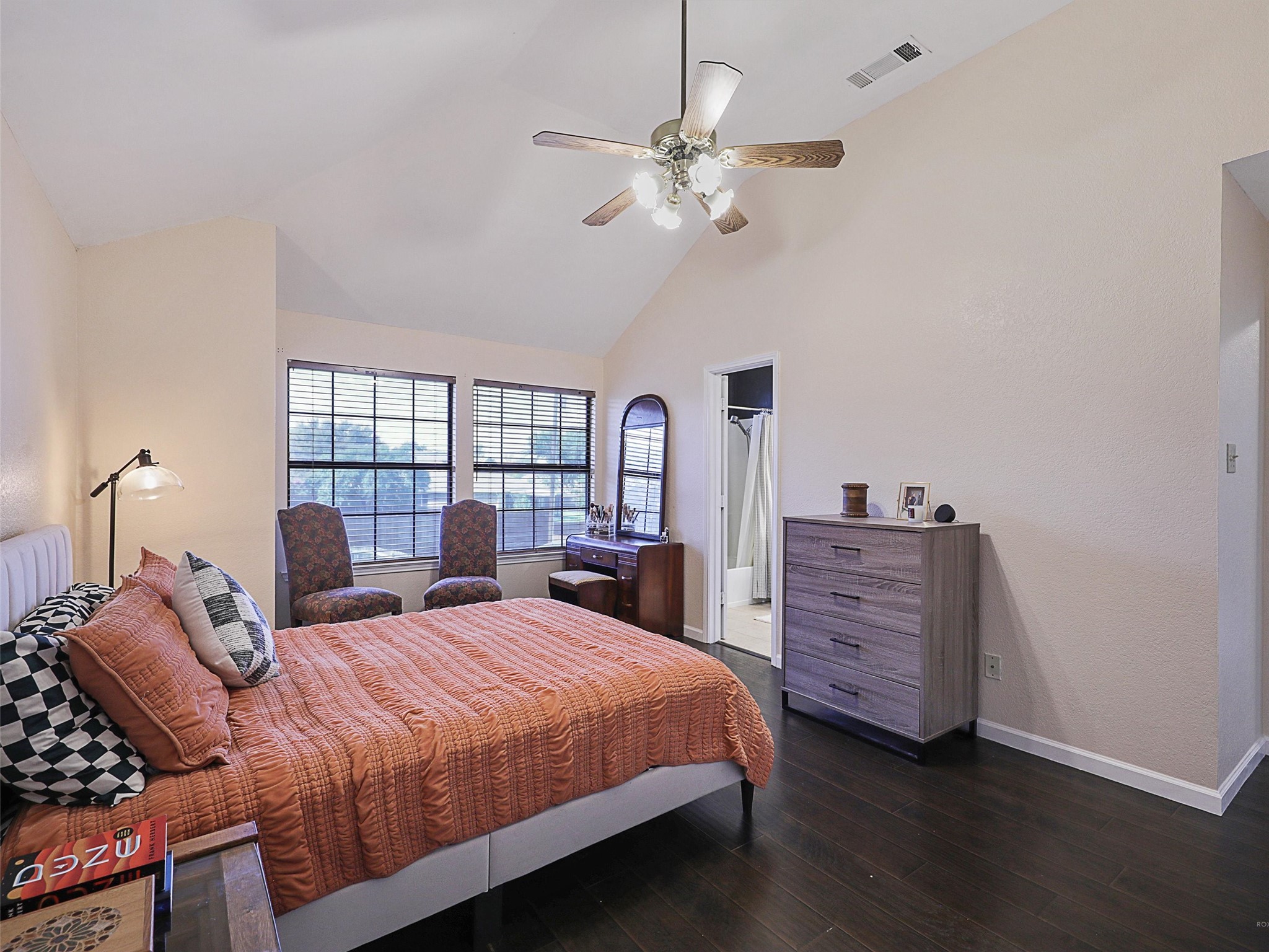 2529 High Pointe Boulevard