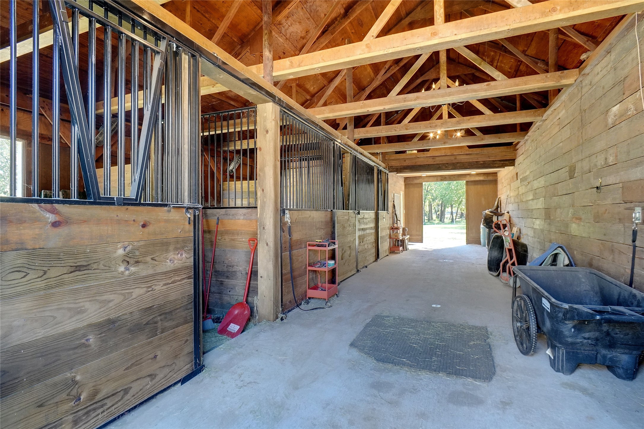 1275 Shady Oaks Drive