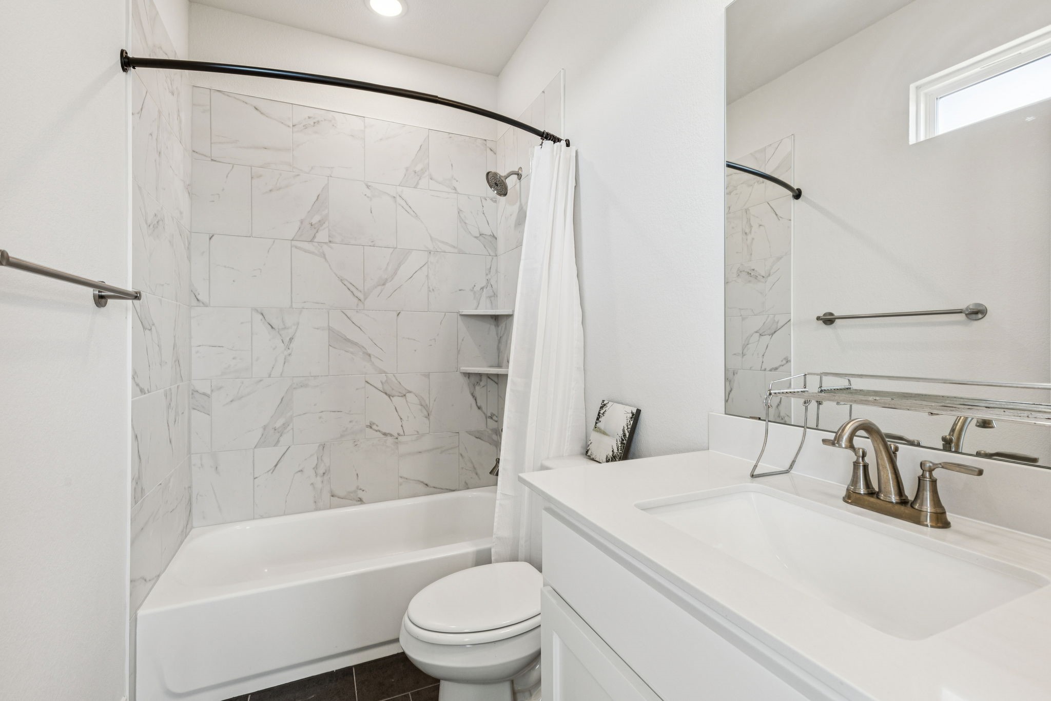 933 Highlands Avenue