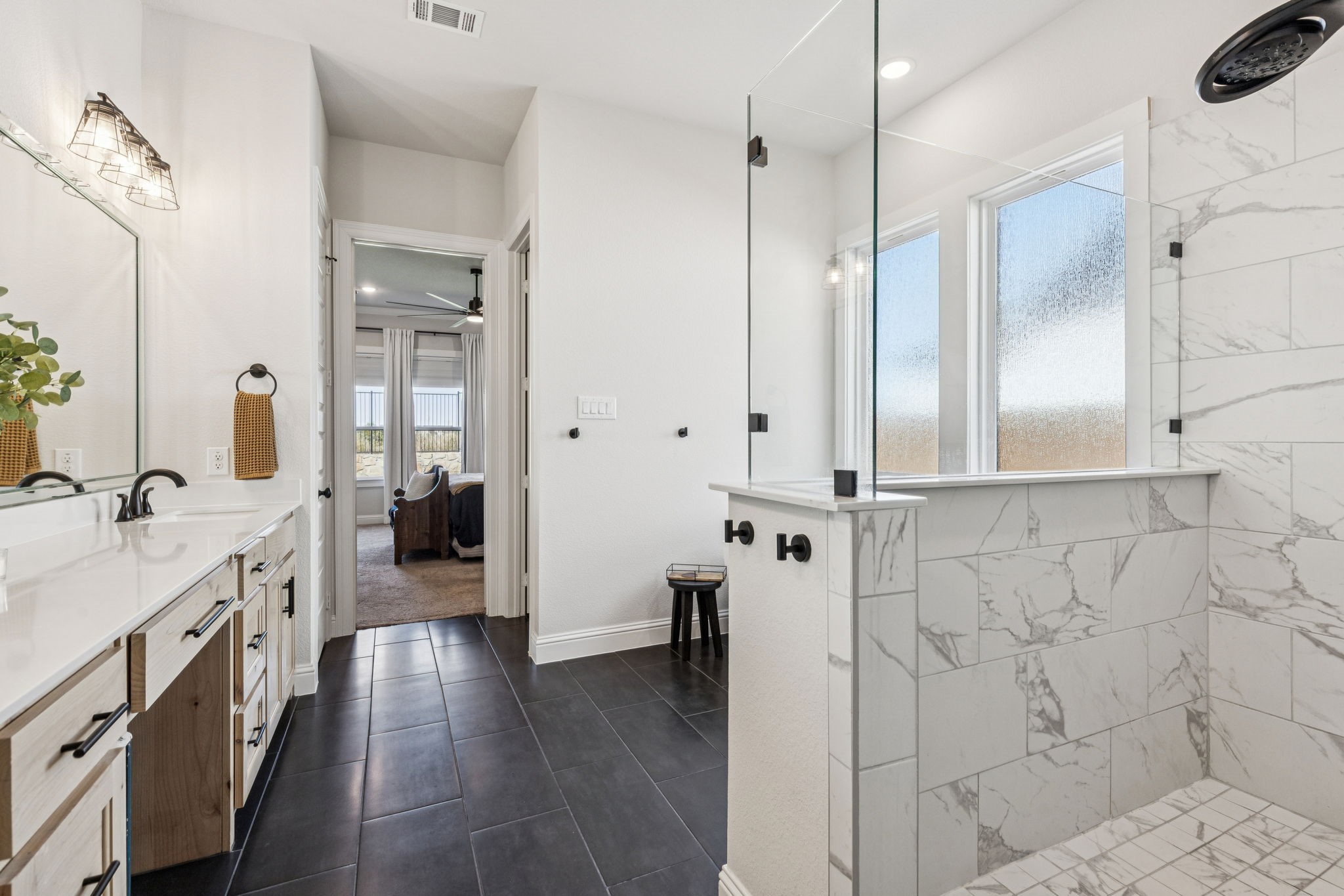 933 Highlands Avenue