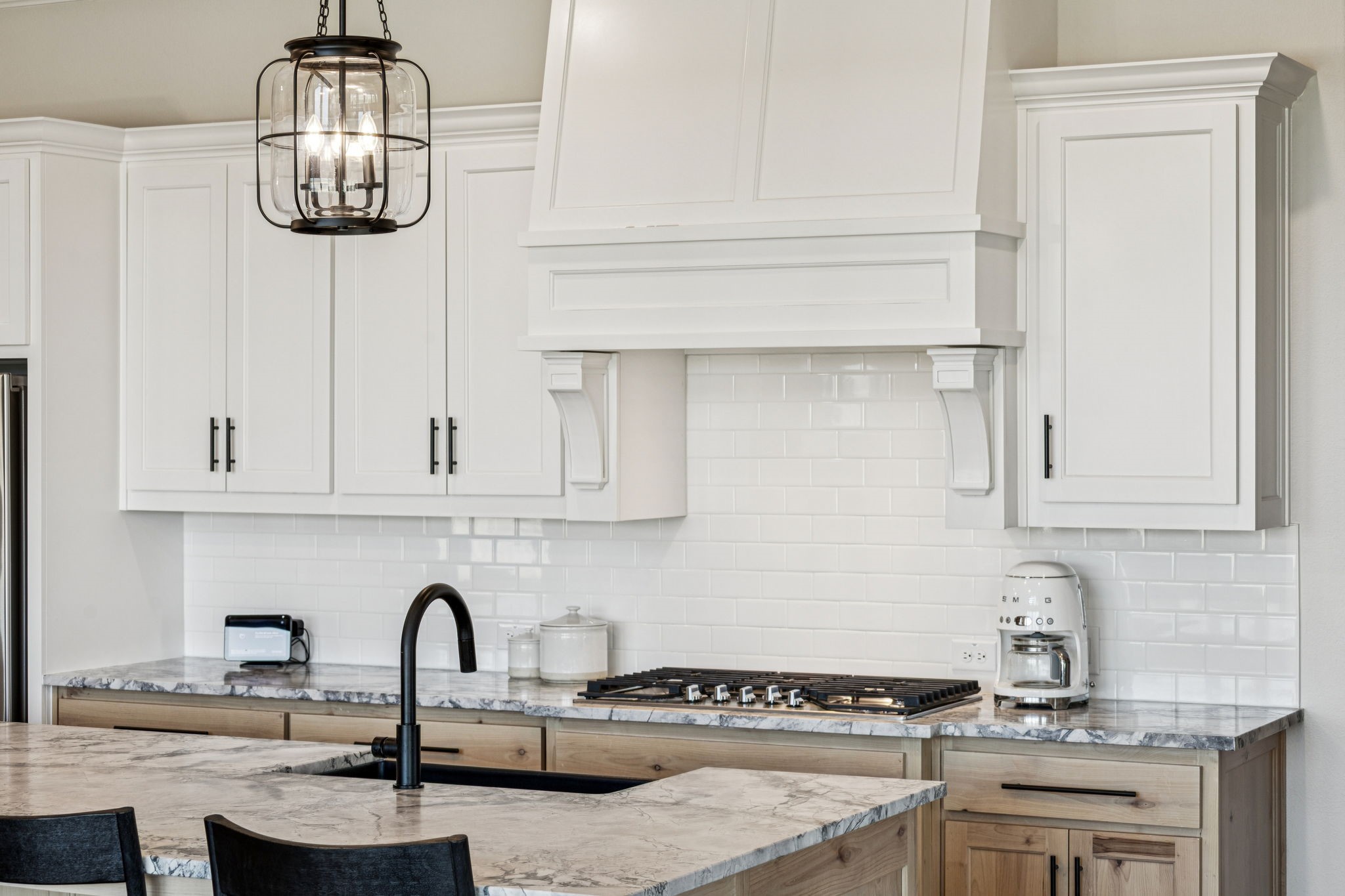 933 Highlands Avenue