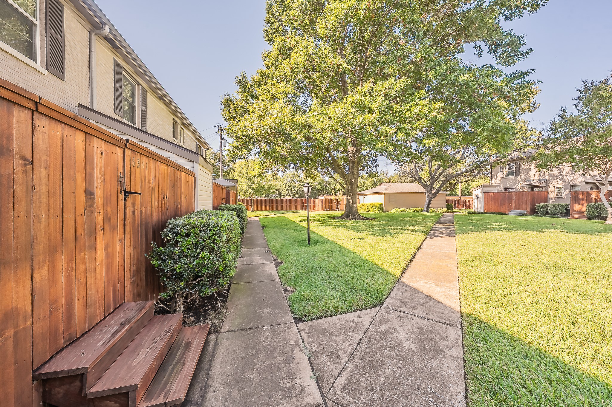 6341 Bordeaux Avenue