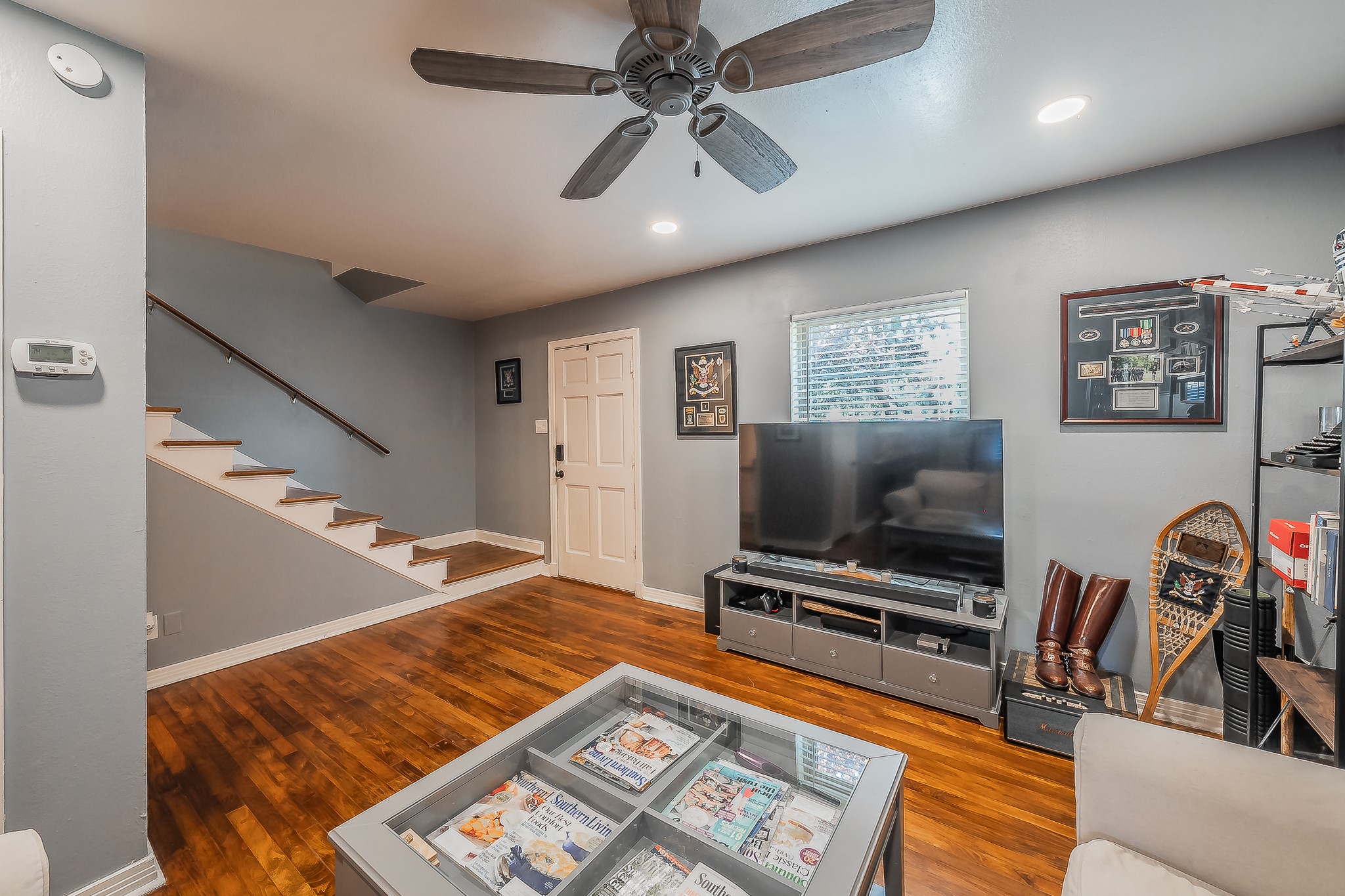 6341 Bordeaux Avenue