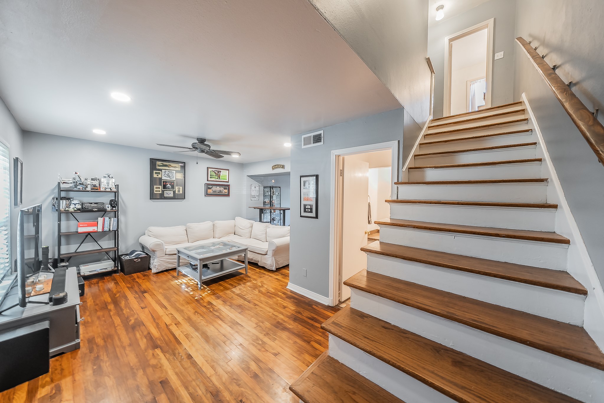 6341 Bordeaux Avenue