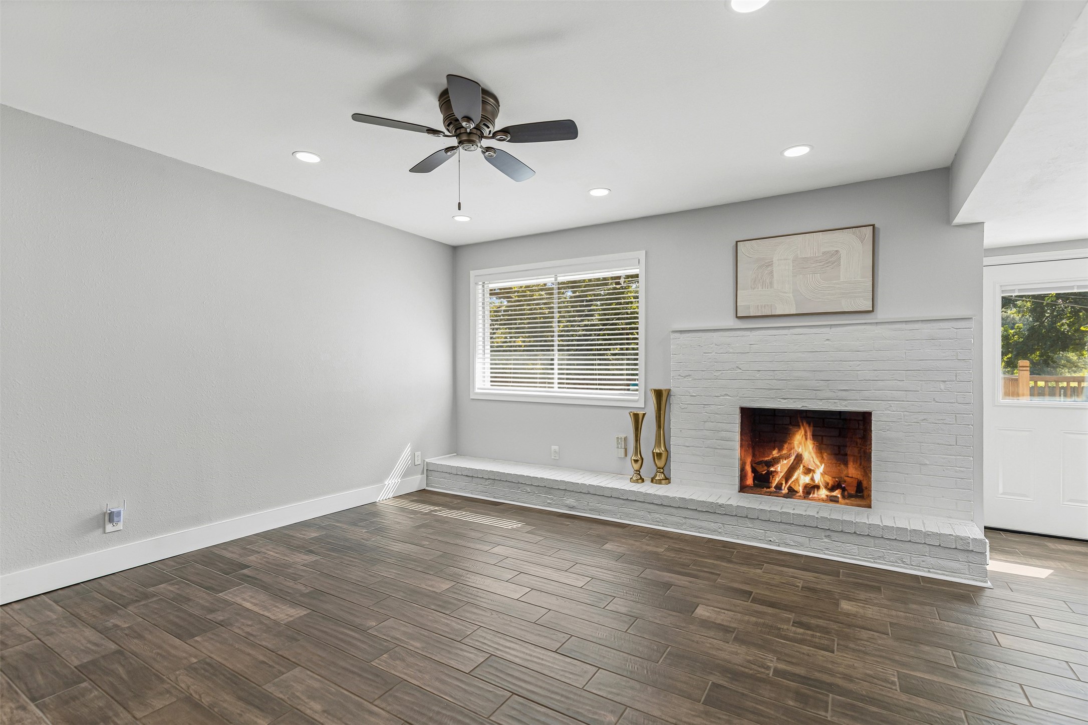 604 E Mitchell Street