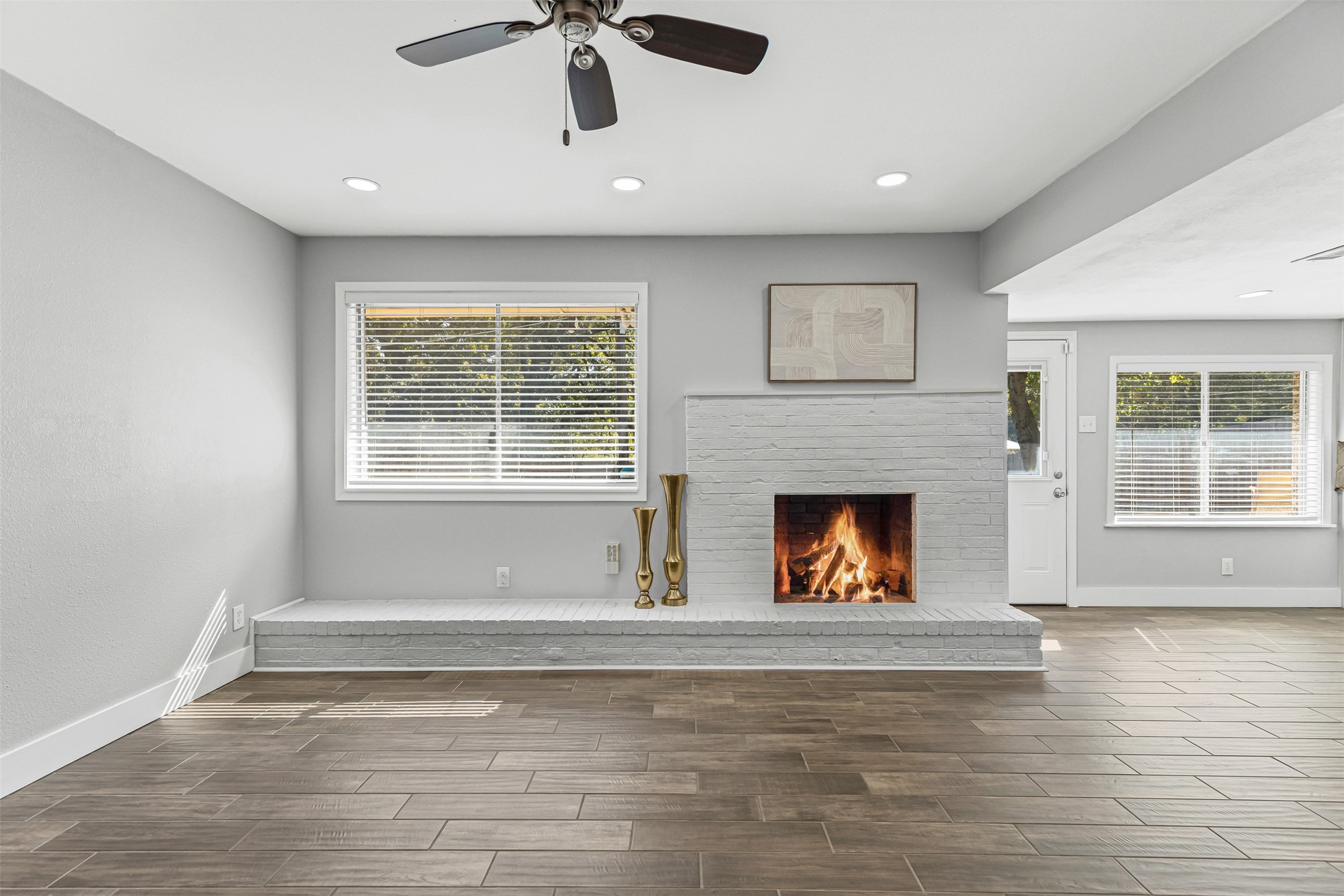 604 E Mitchell Street