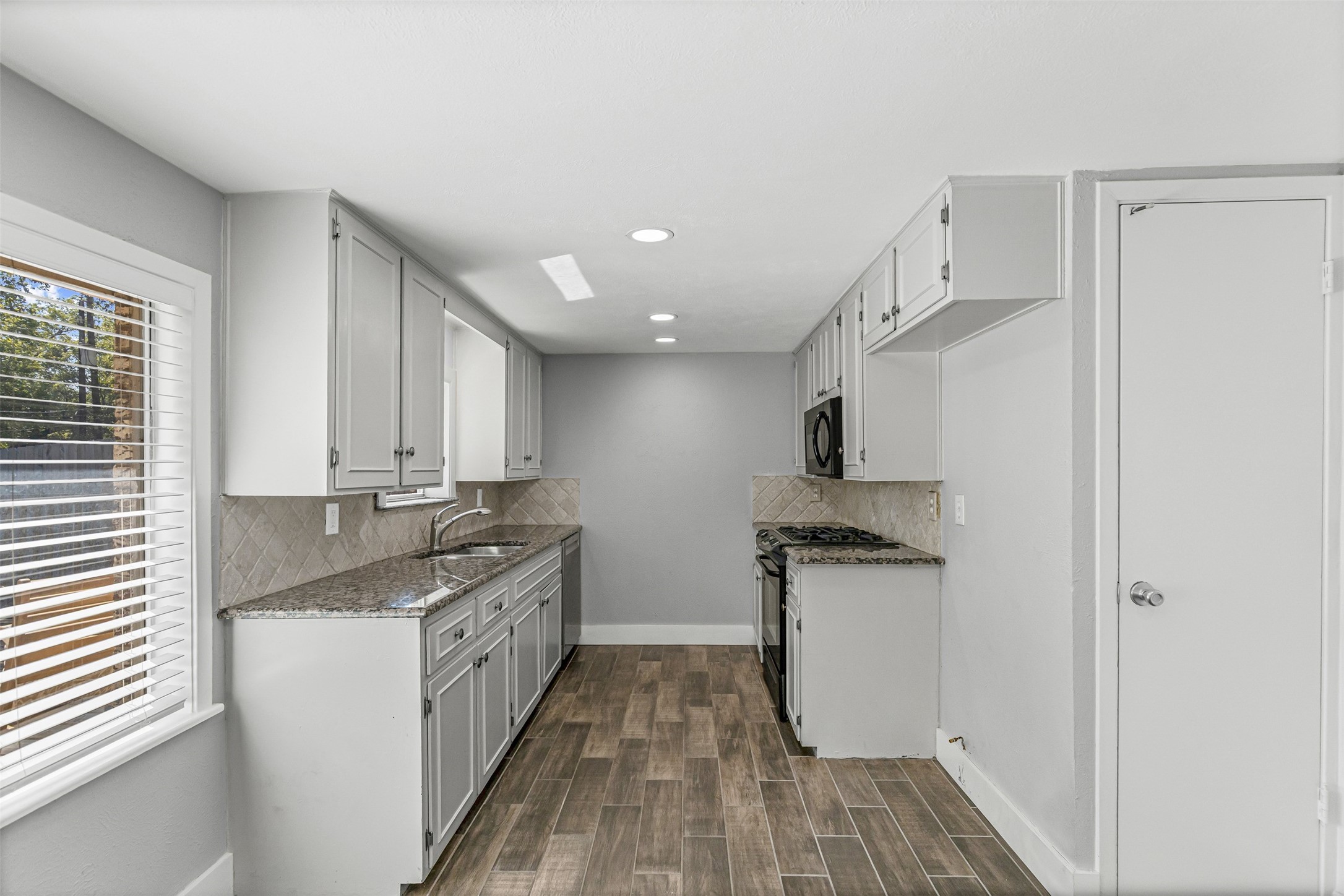 604 E Mitchell Street