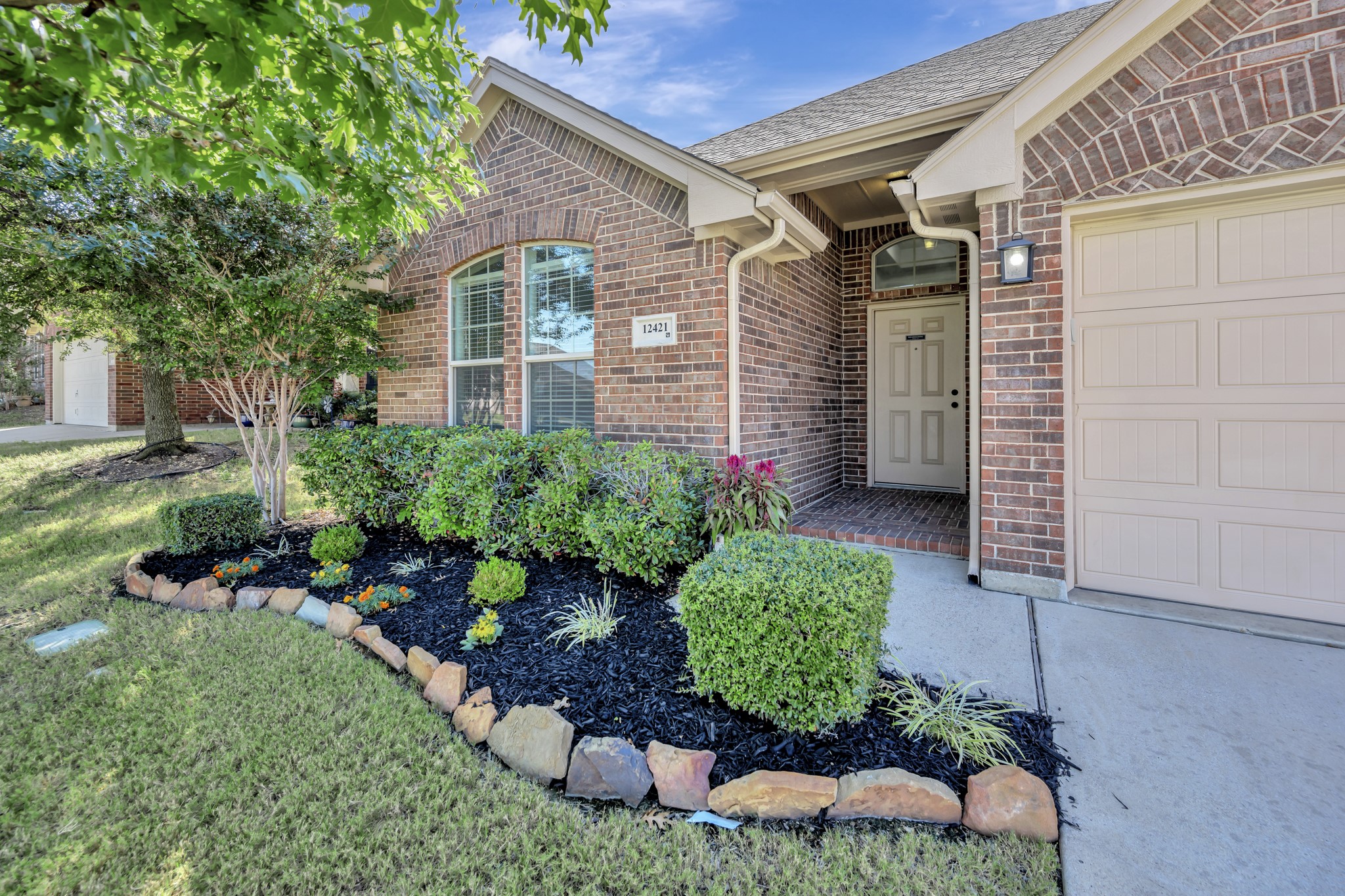 12421 Woods Edge Trail