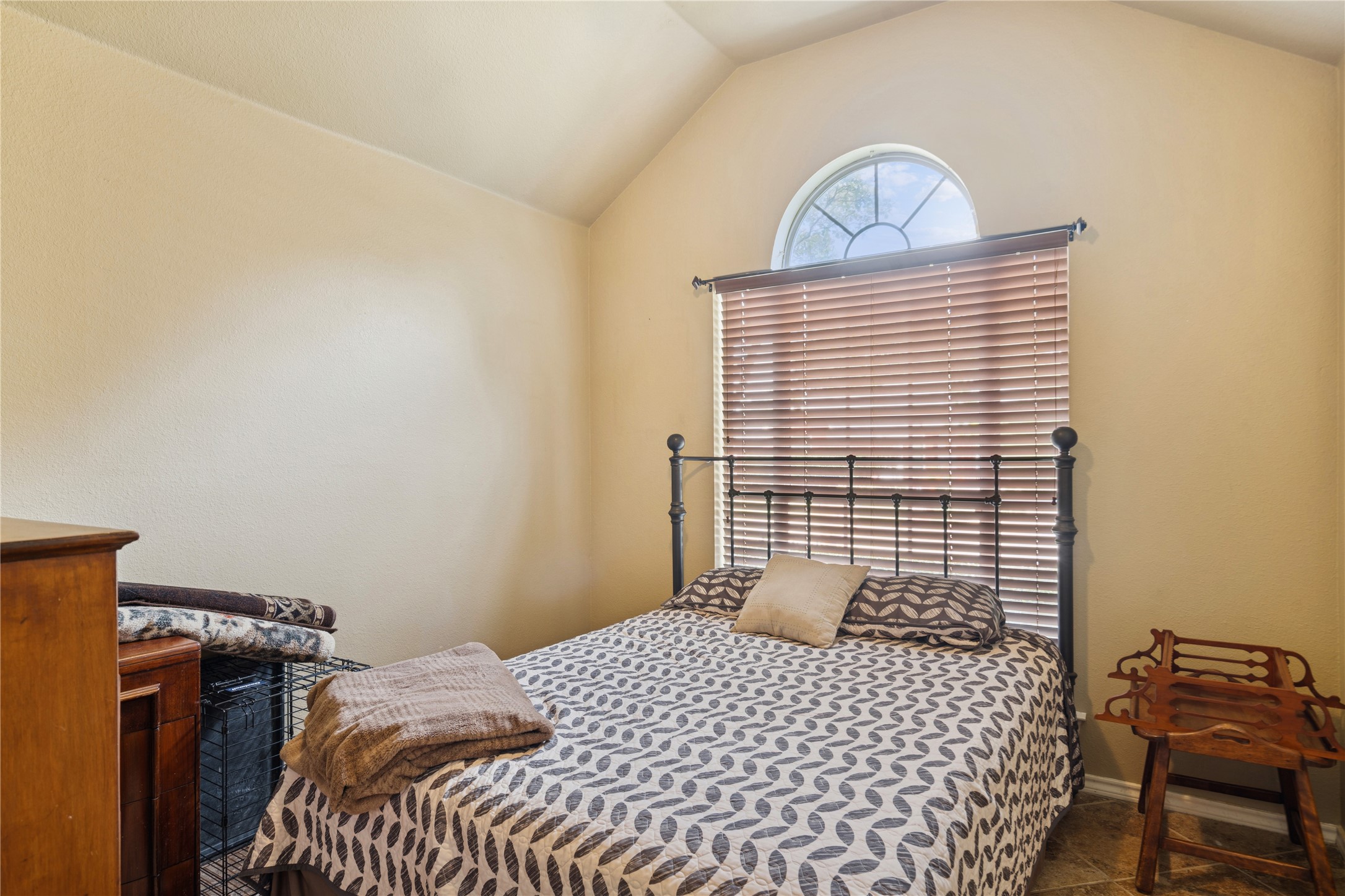 7333 Hidden Oaks Drive