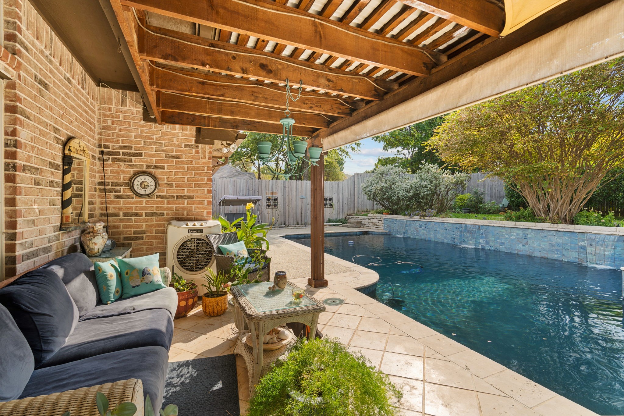 7333 Hidden Oaks Drive