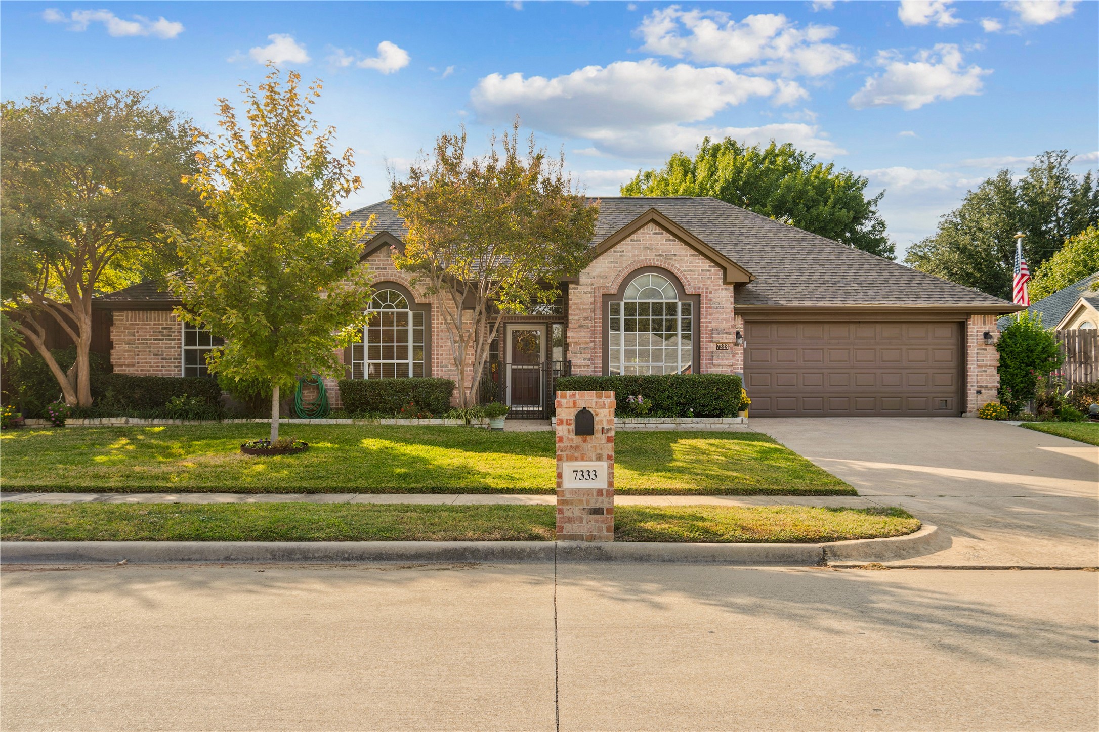 7333 Hidden Oaks Drive