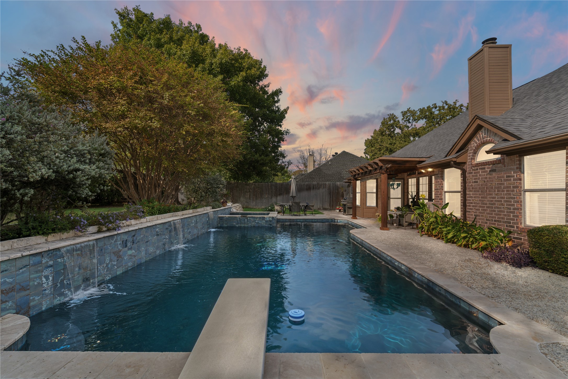 7333 Hidden Oaks Drive