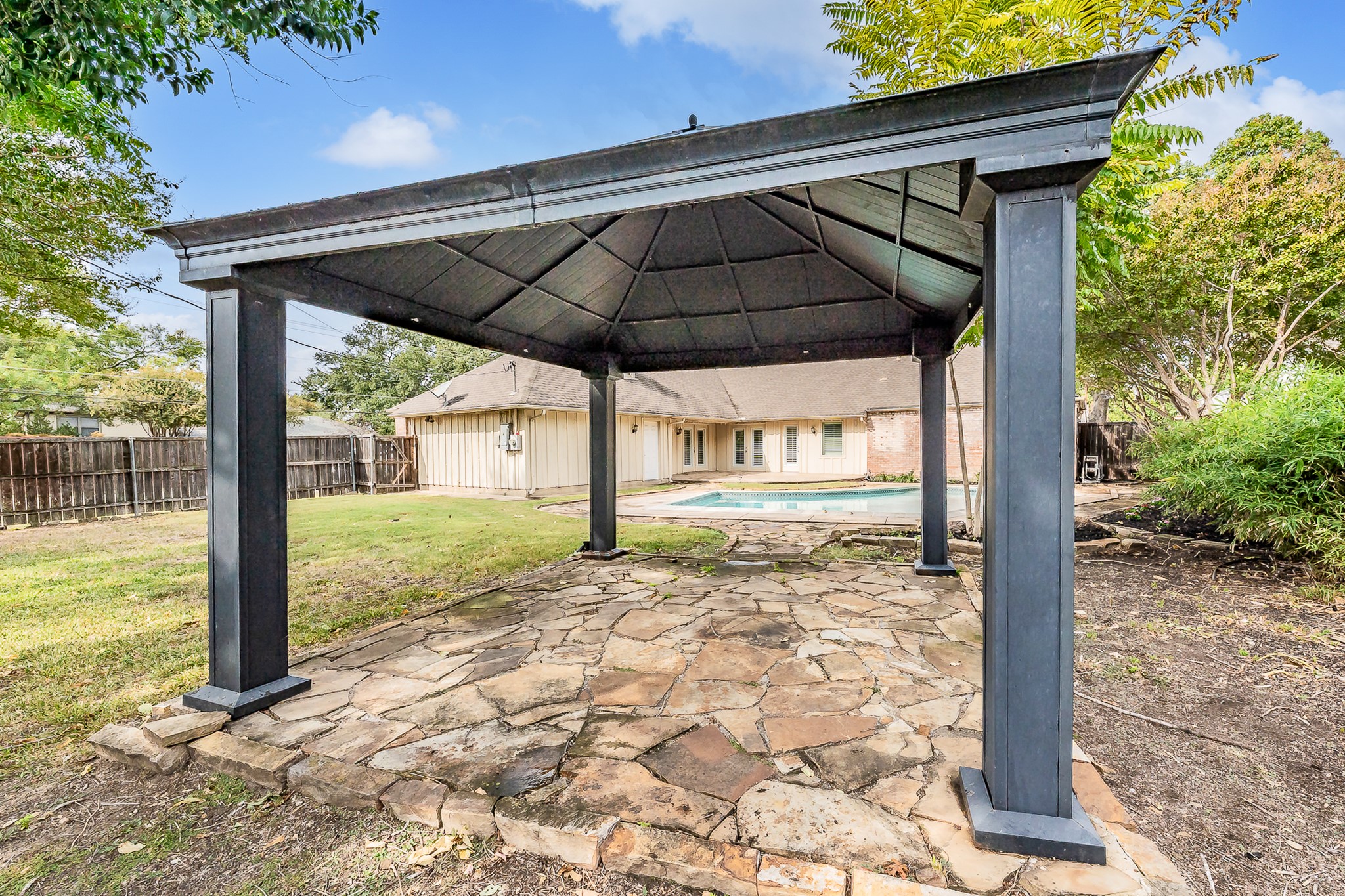635 Winchester Drive