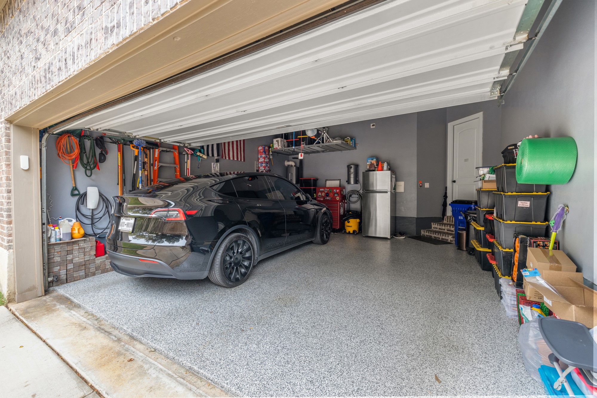 3933 Blackjack Oak Drive