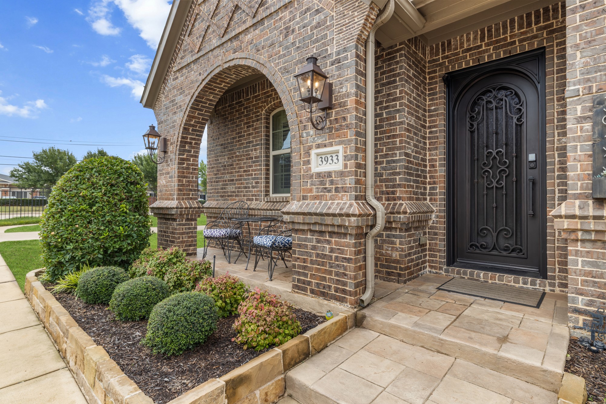 3933 Blackjack Oak Drive