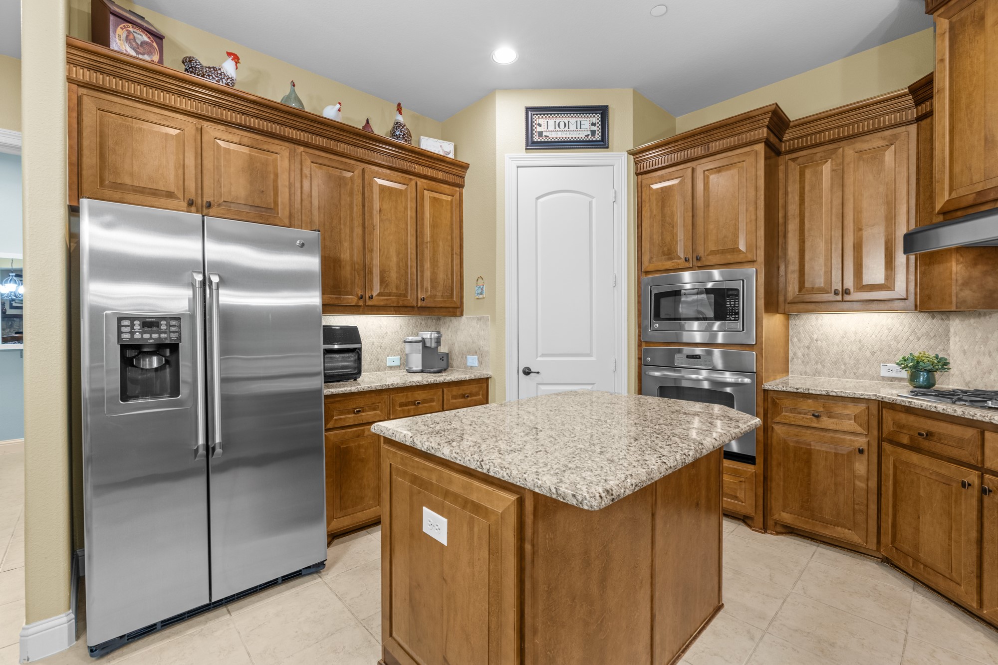 3933 Blackjack Oak Drive