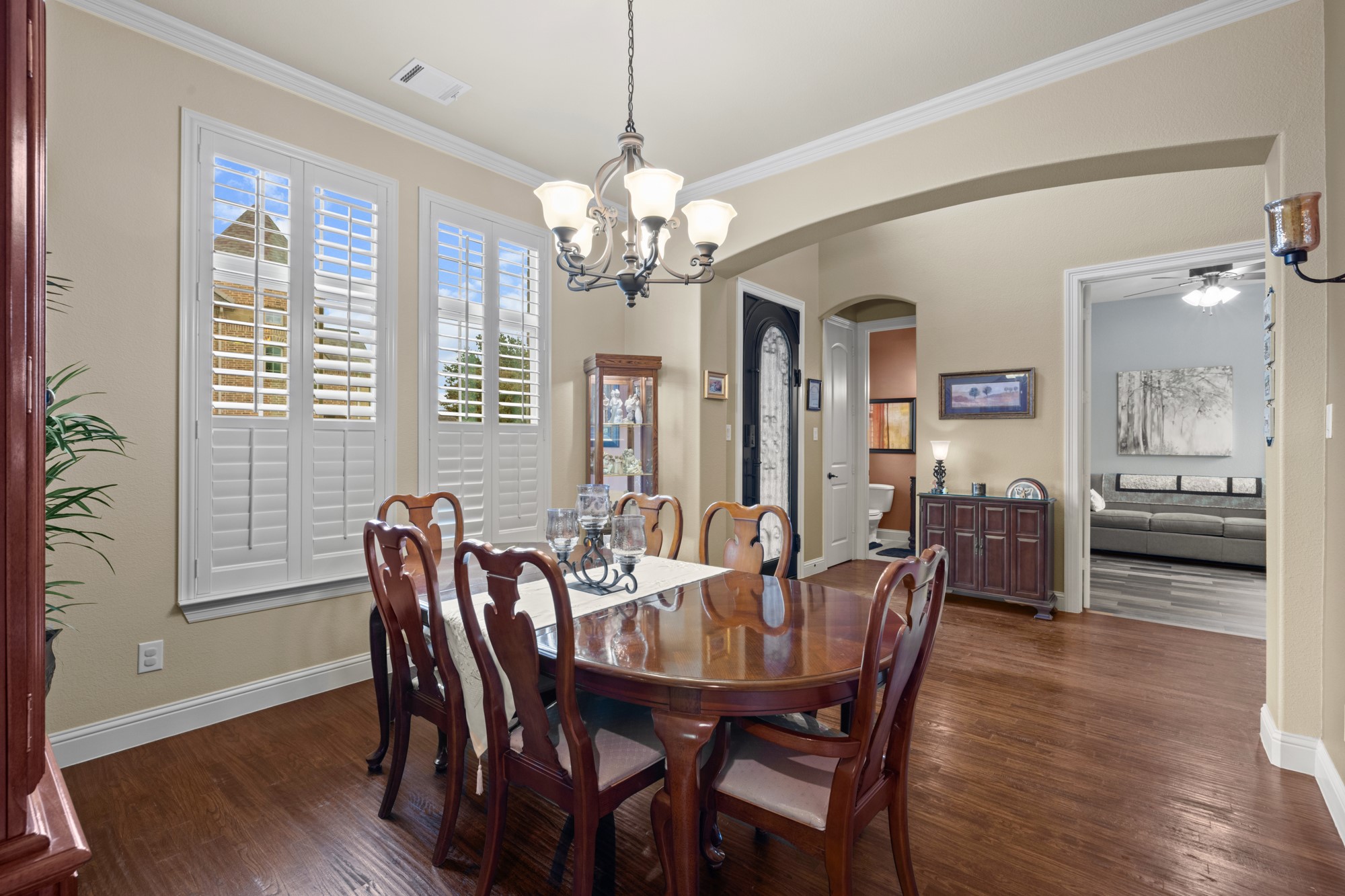 3933 Blackjack Oak Drive