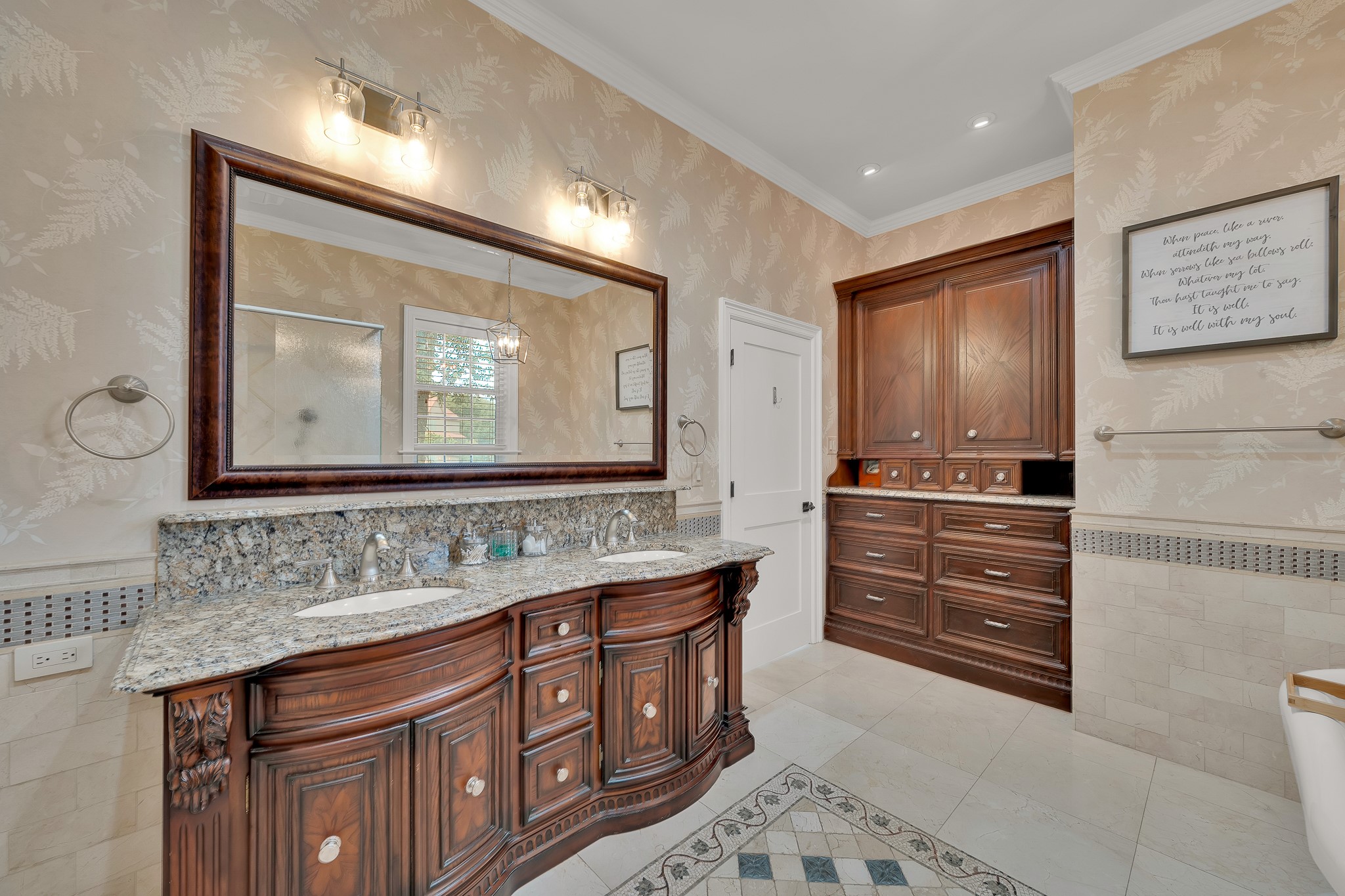 1431 Travis Circle N