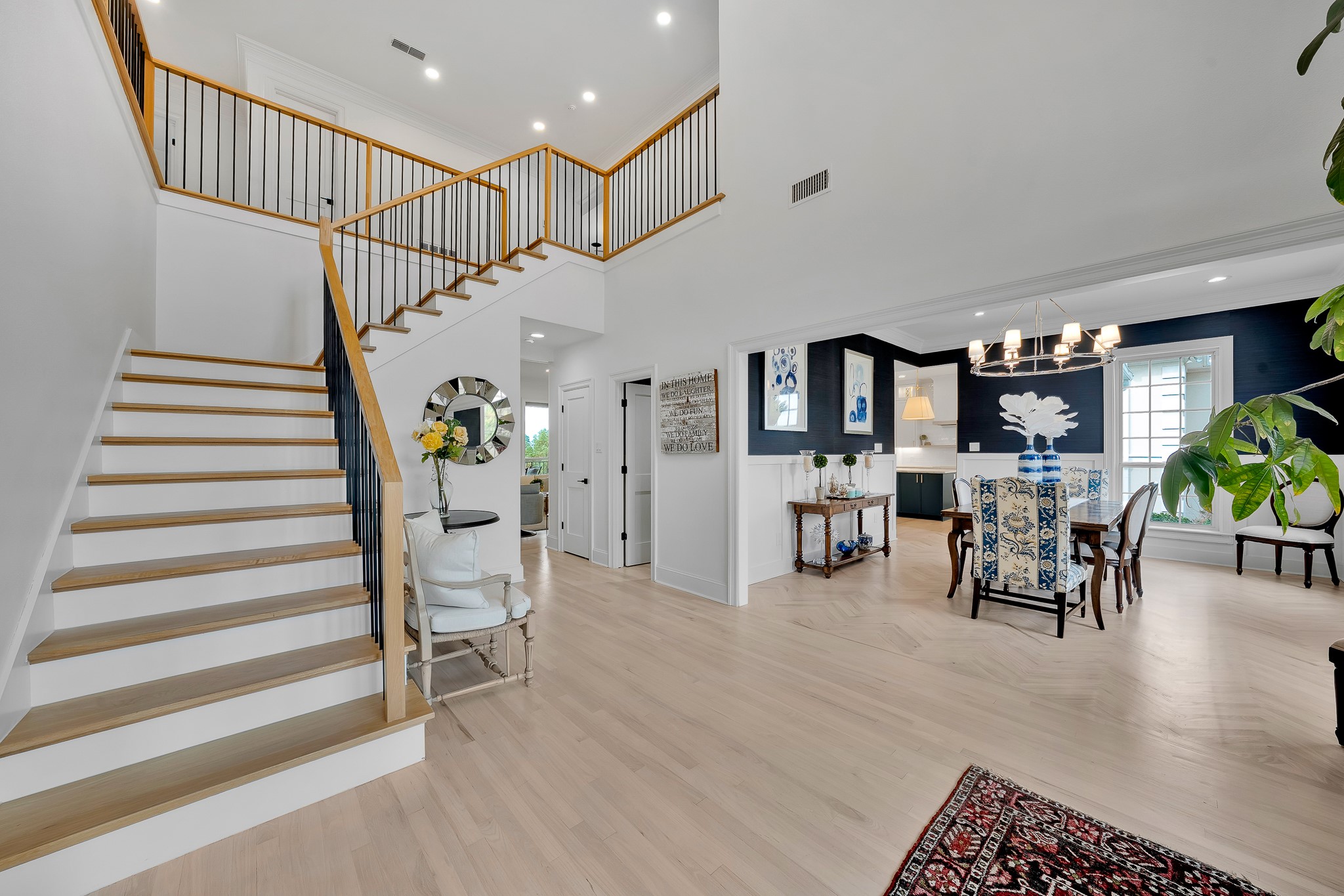 1431 Travis Circle N