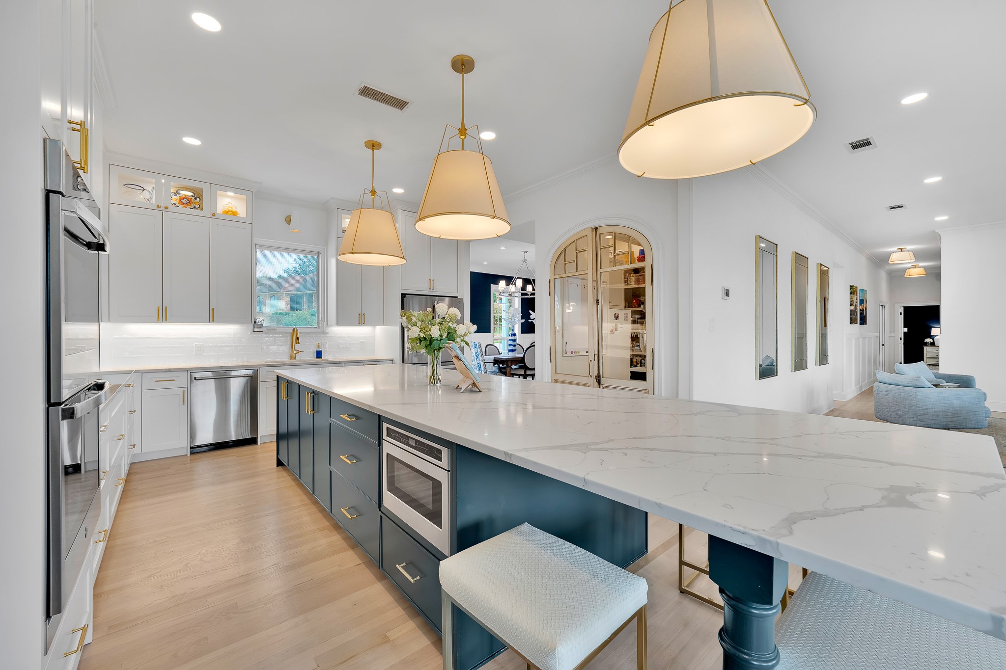 1431 Travis Circle N