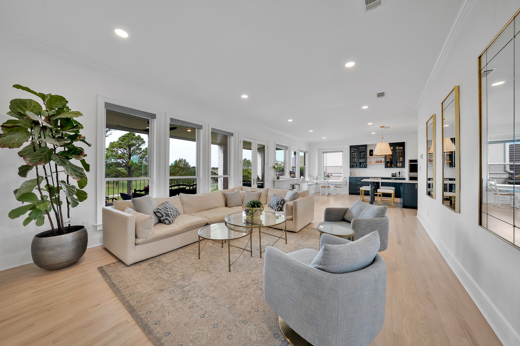 1431 Travis Circle N