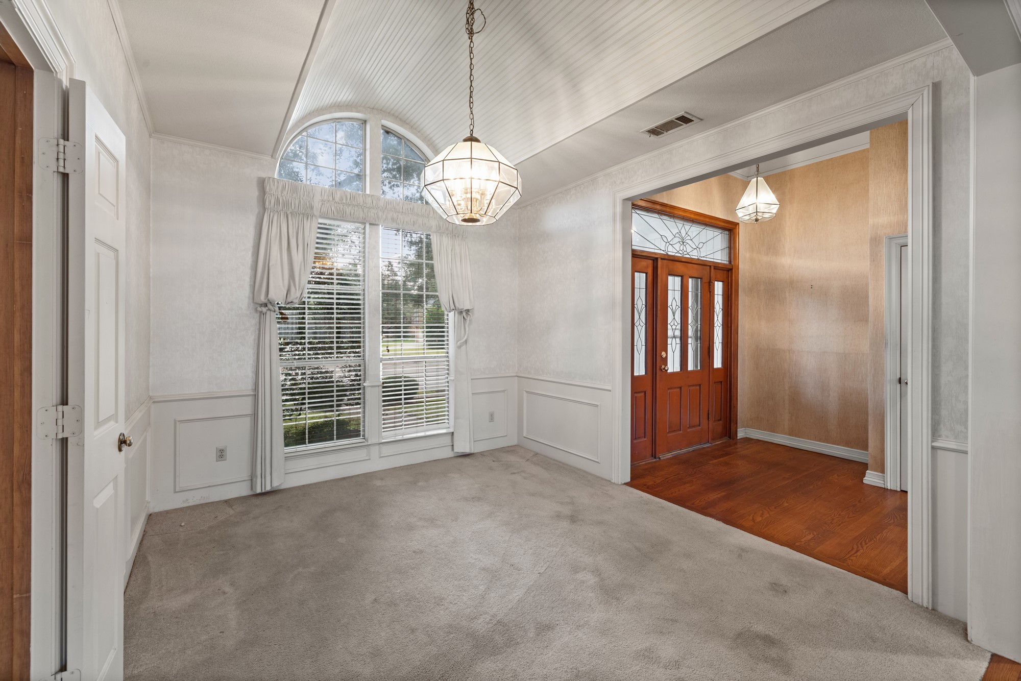 7539 Summitview Drive